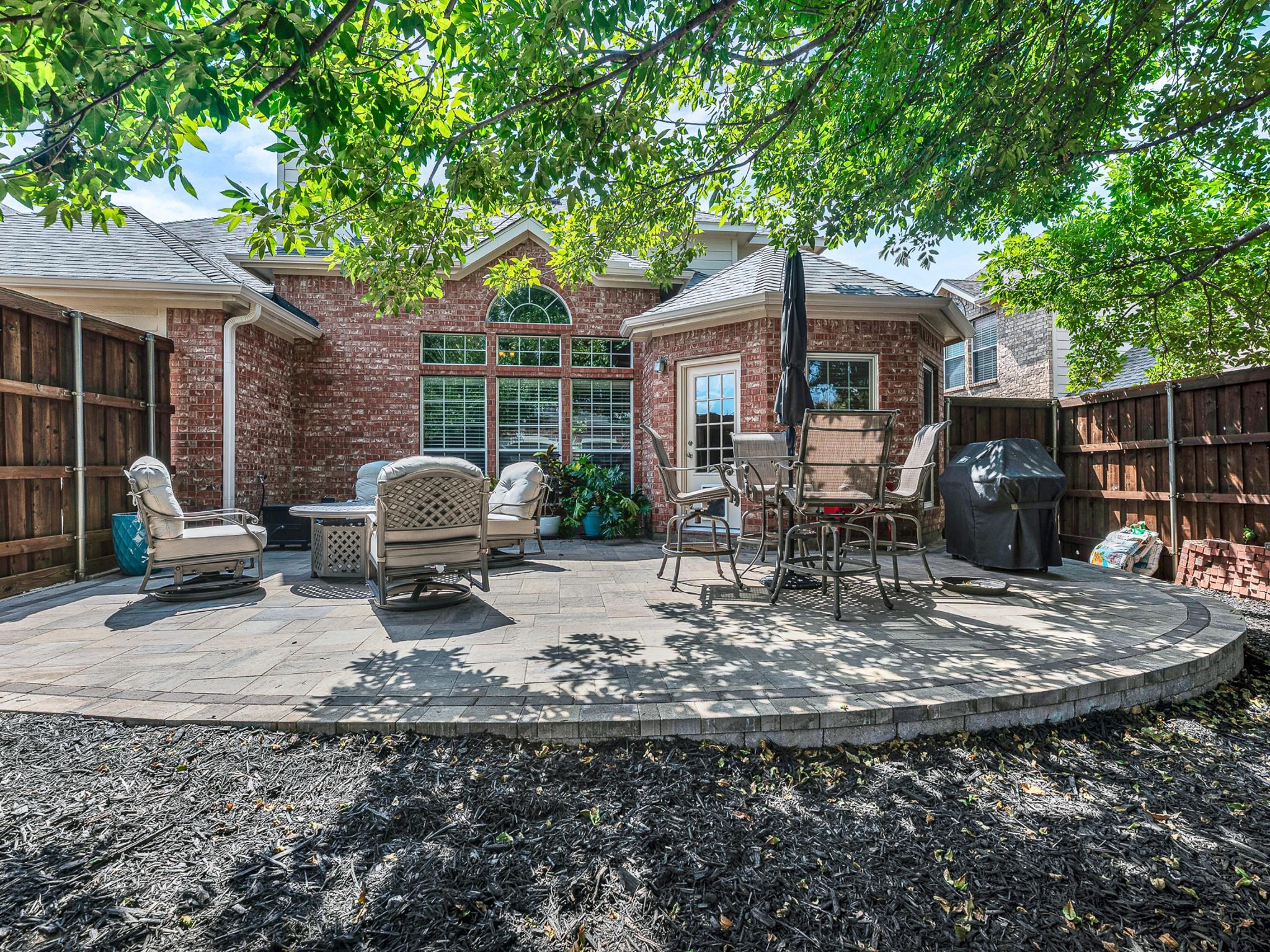 main property photo 35