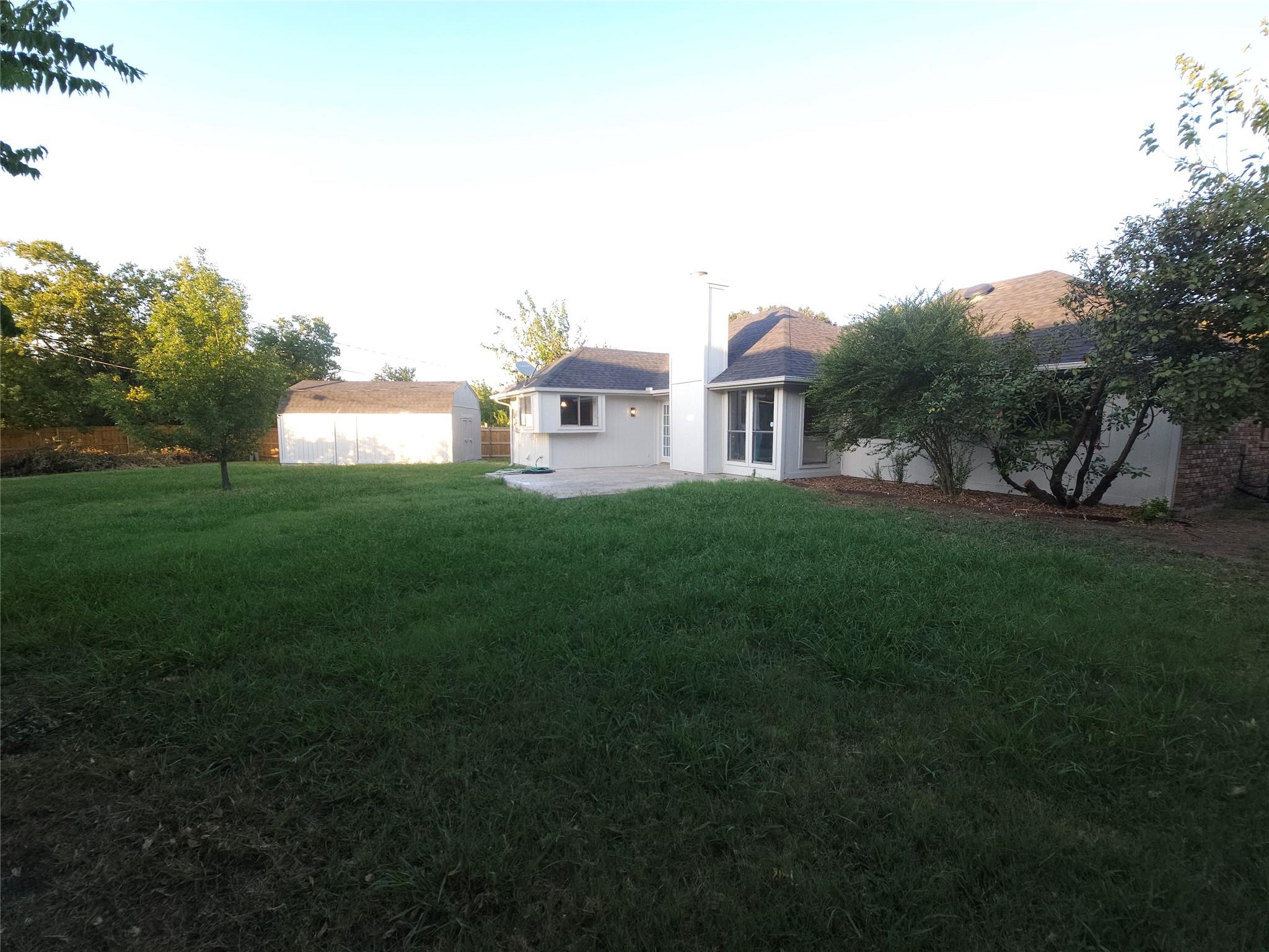 main property photo 30