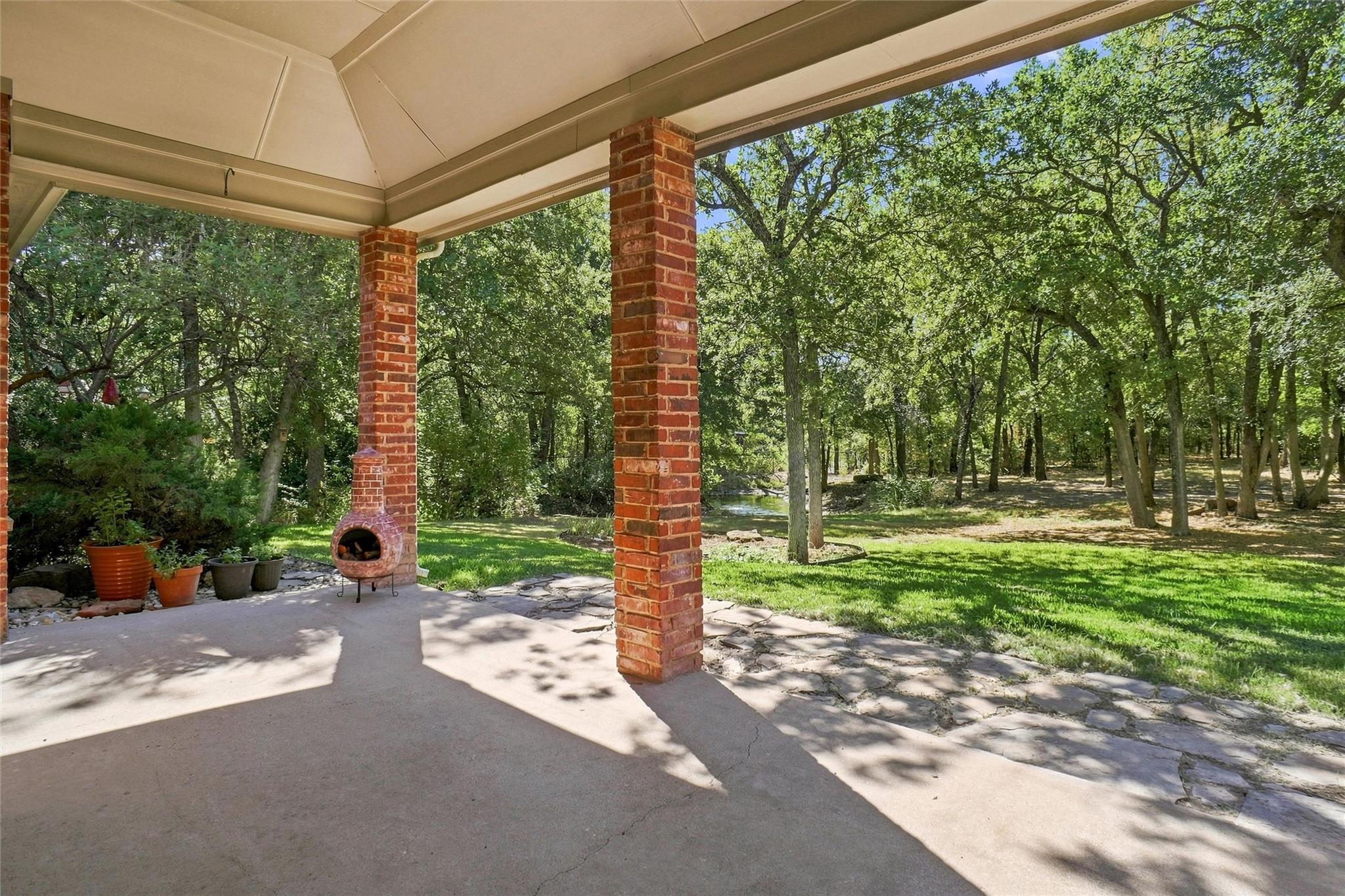 main property photo 34