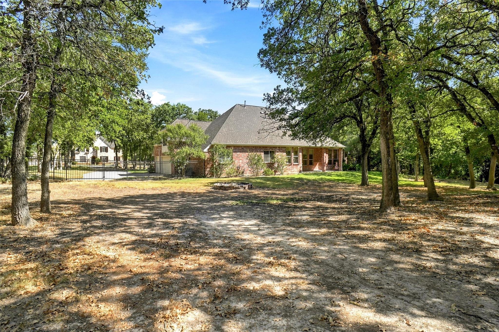 main property photo 36