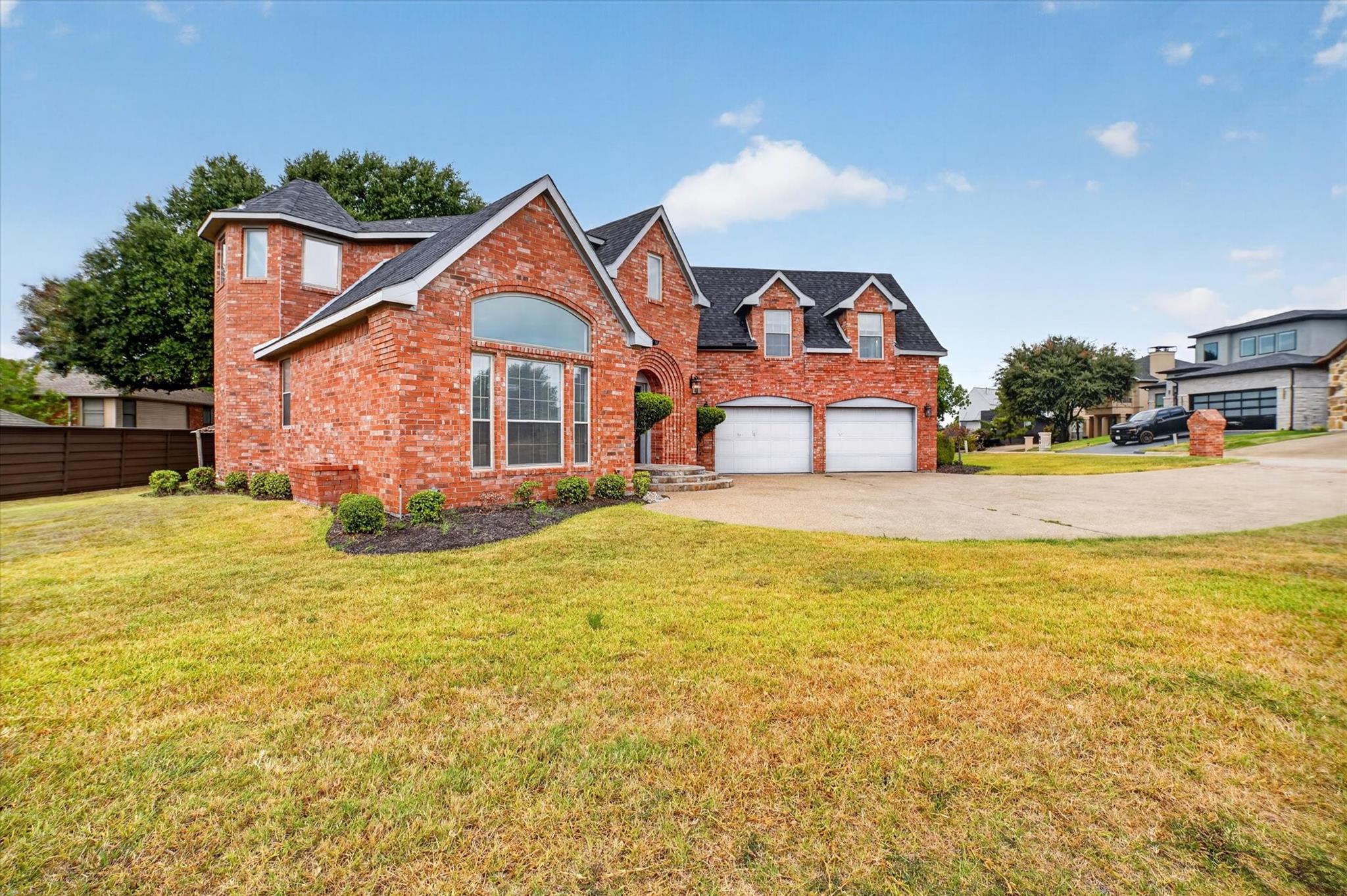 main property photo 2