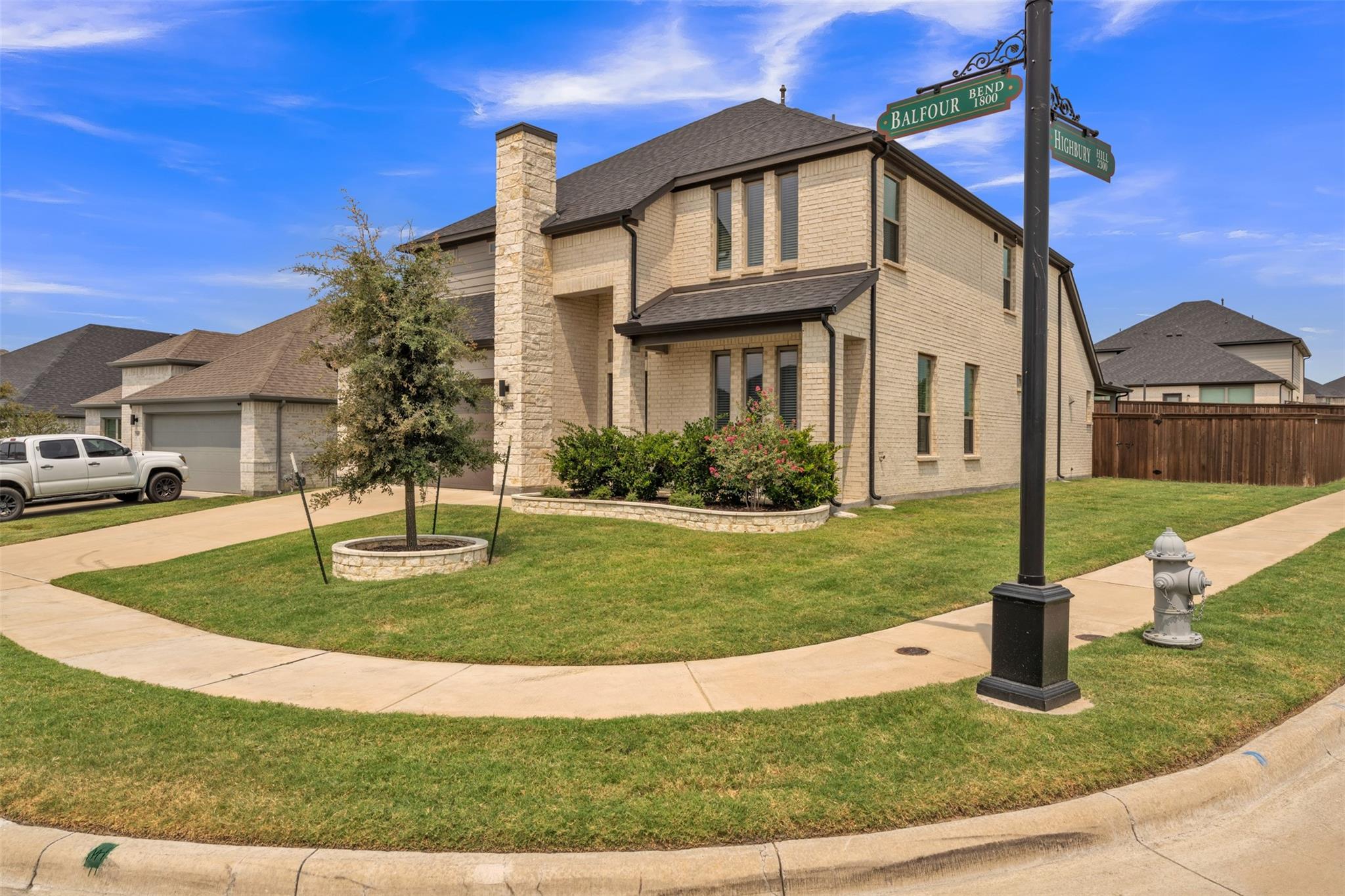 main property photo 34
