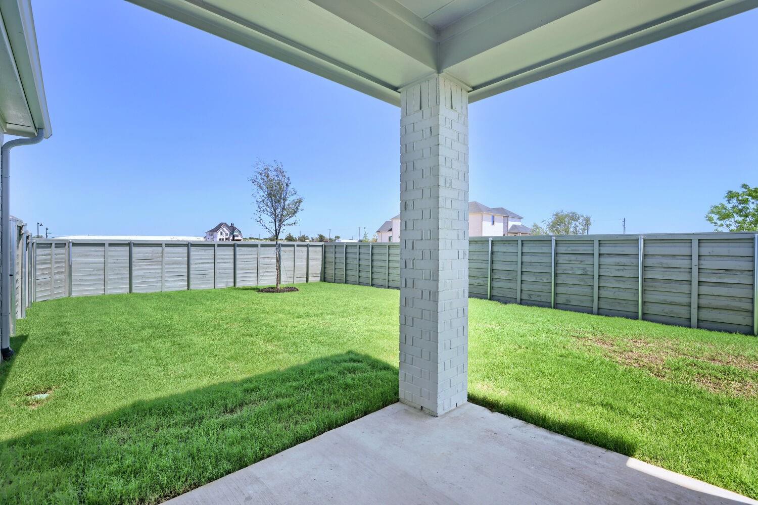 main property photo 24