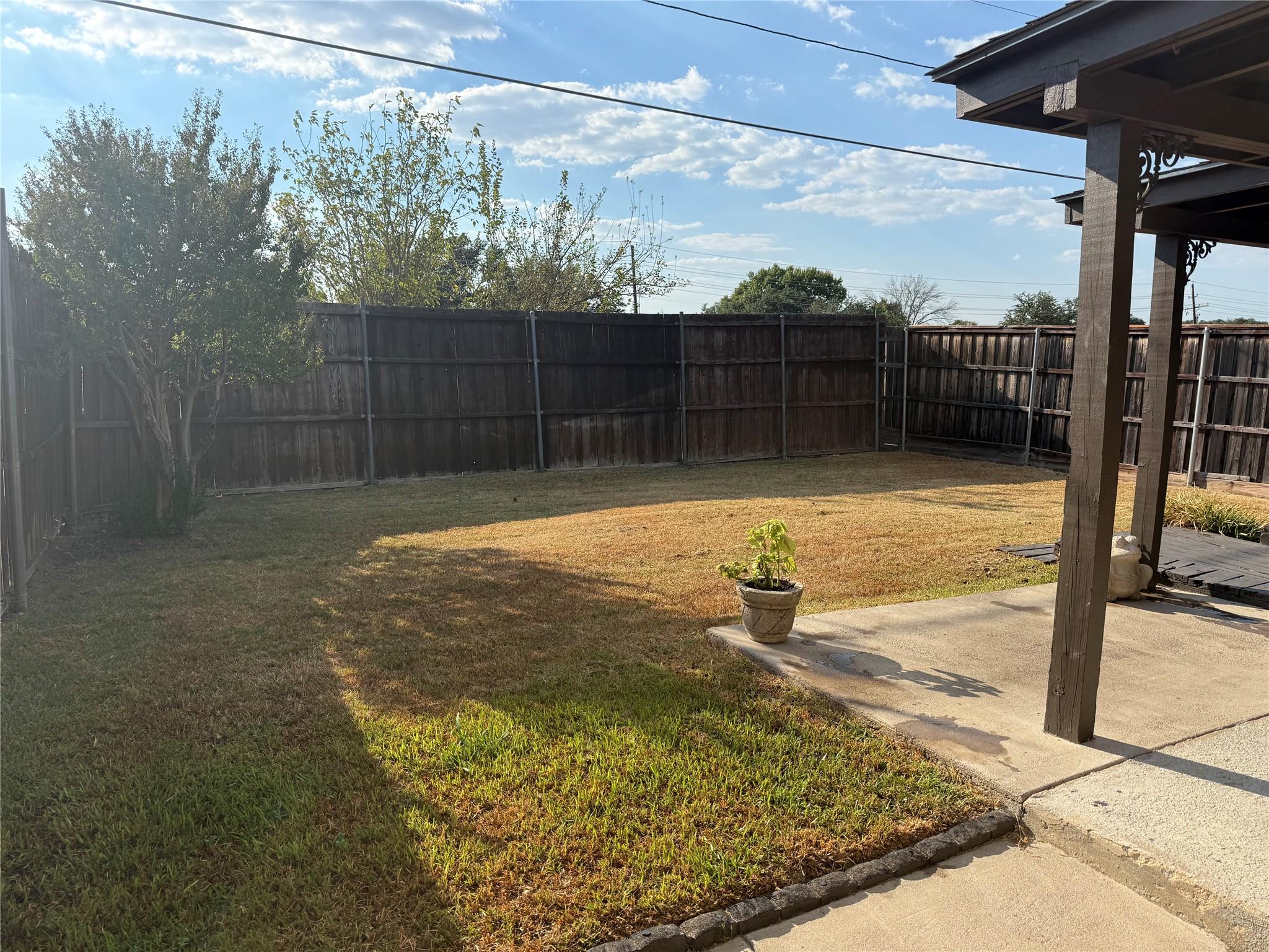 main property photo 3