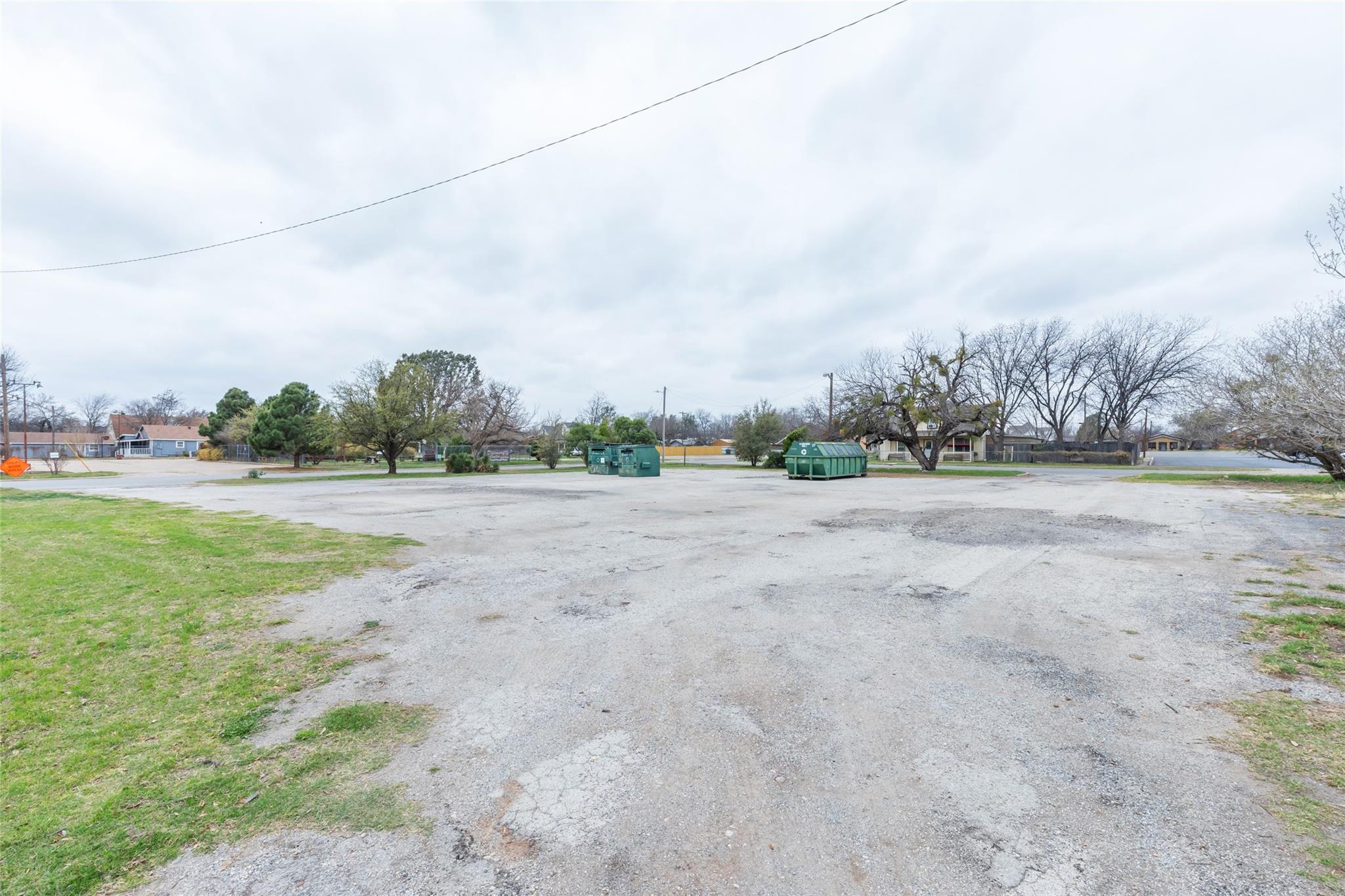 main property photo 36