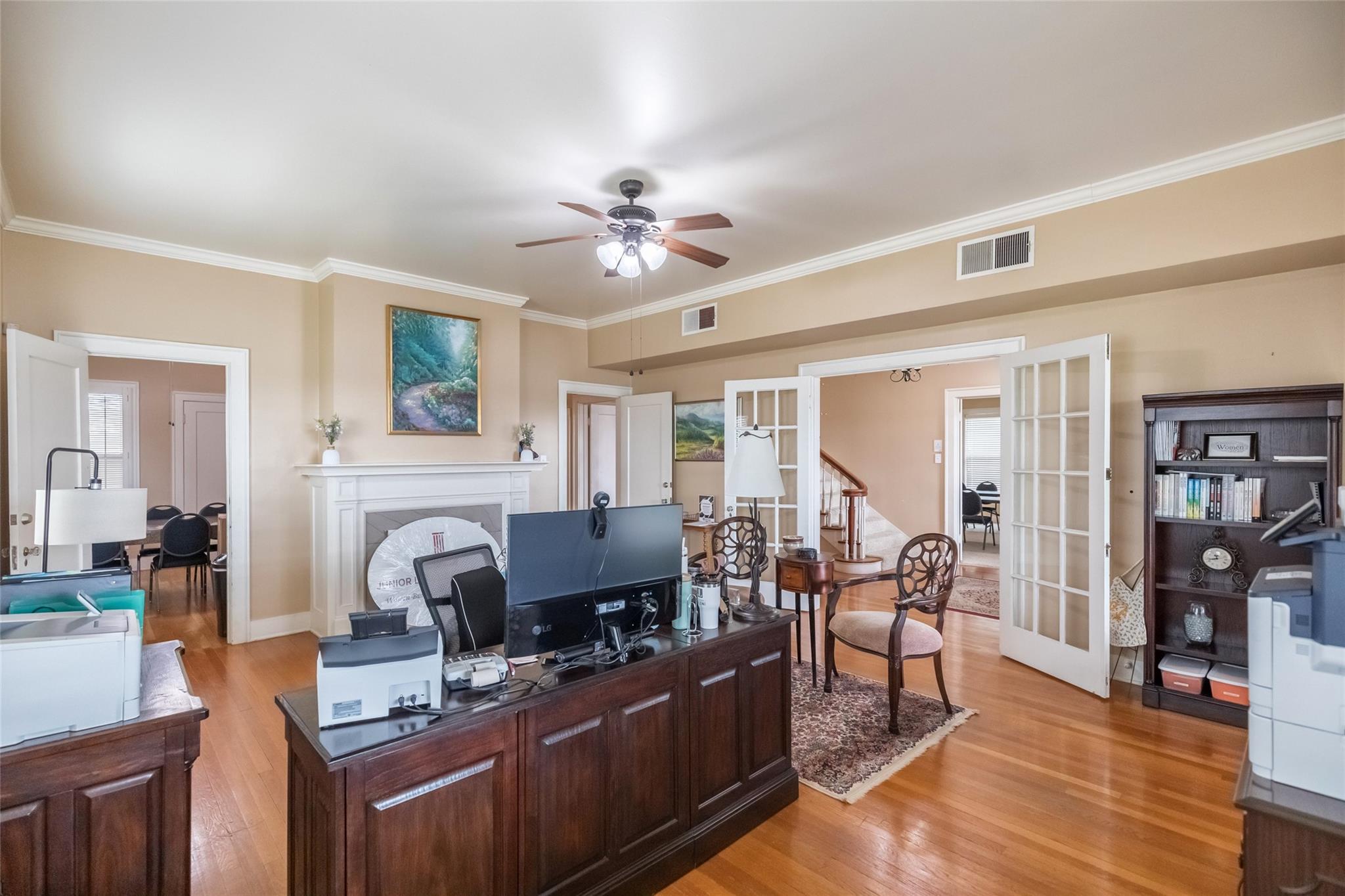main property photo 8
