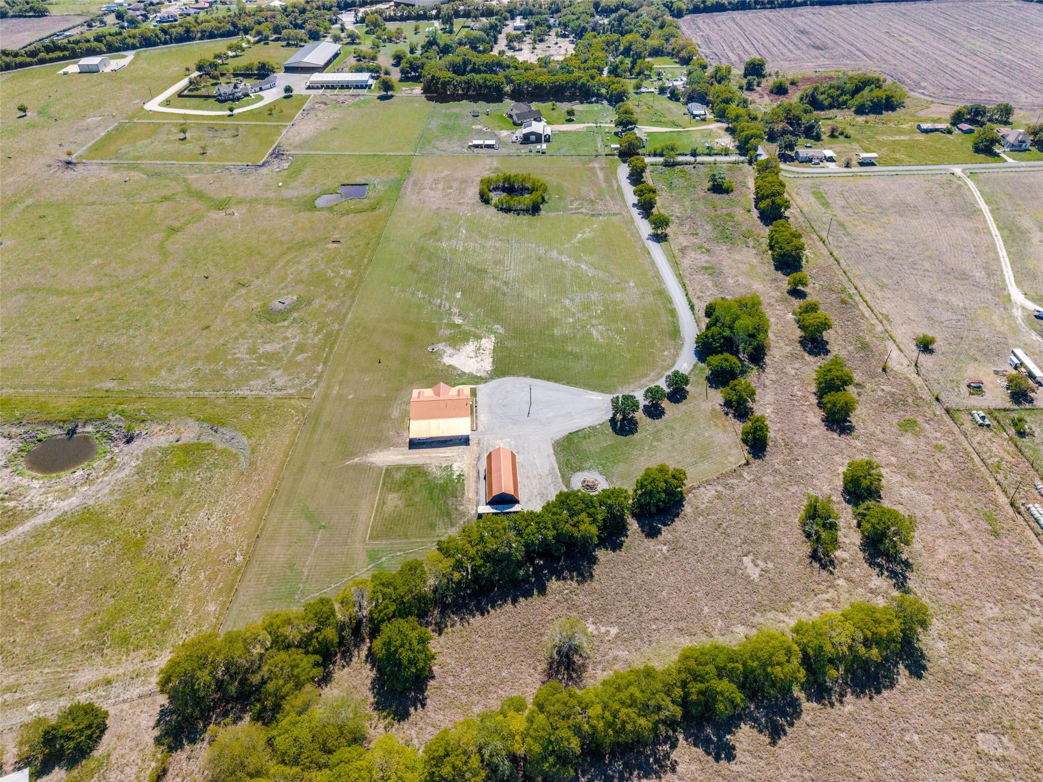 main property photo 4