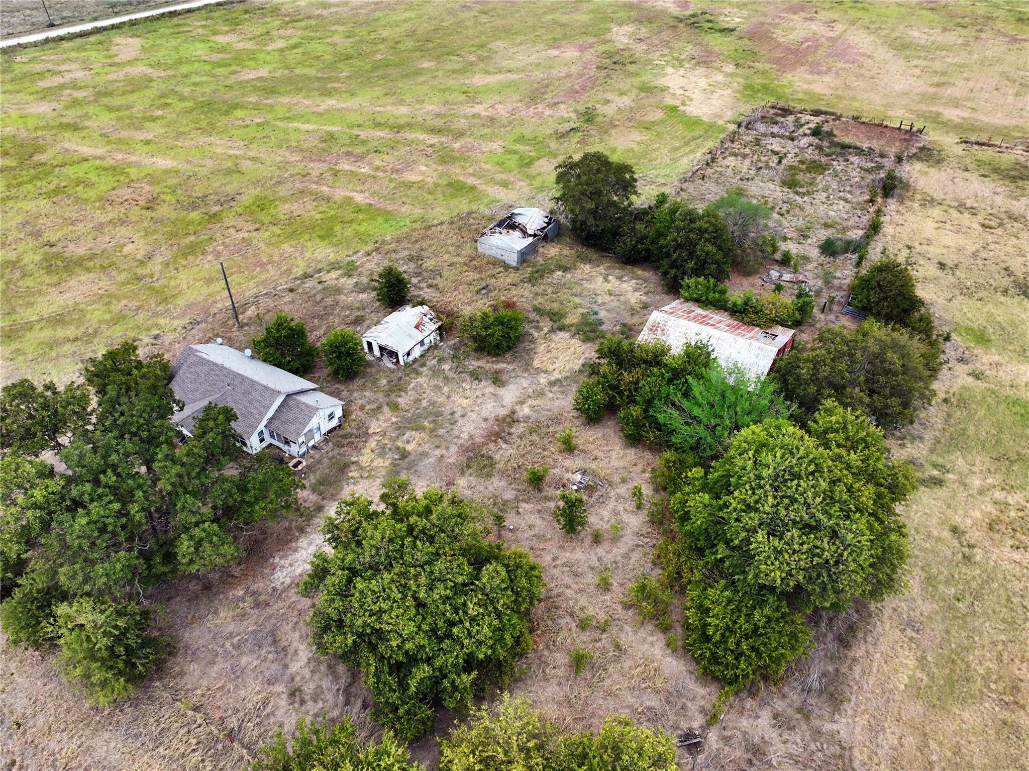 main property photo 19