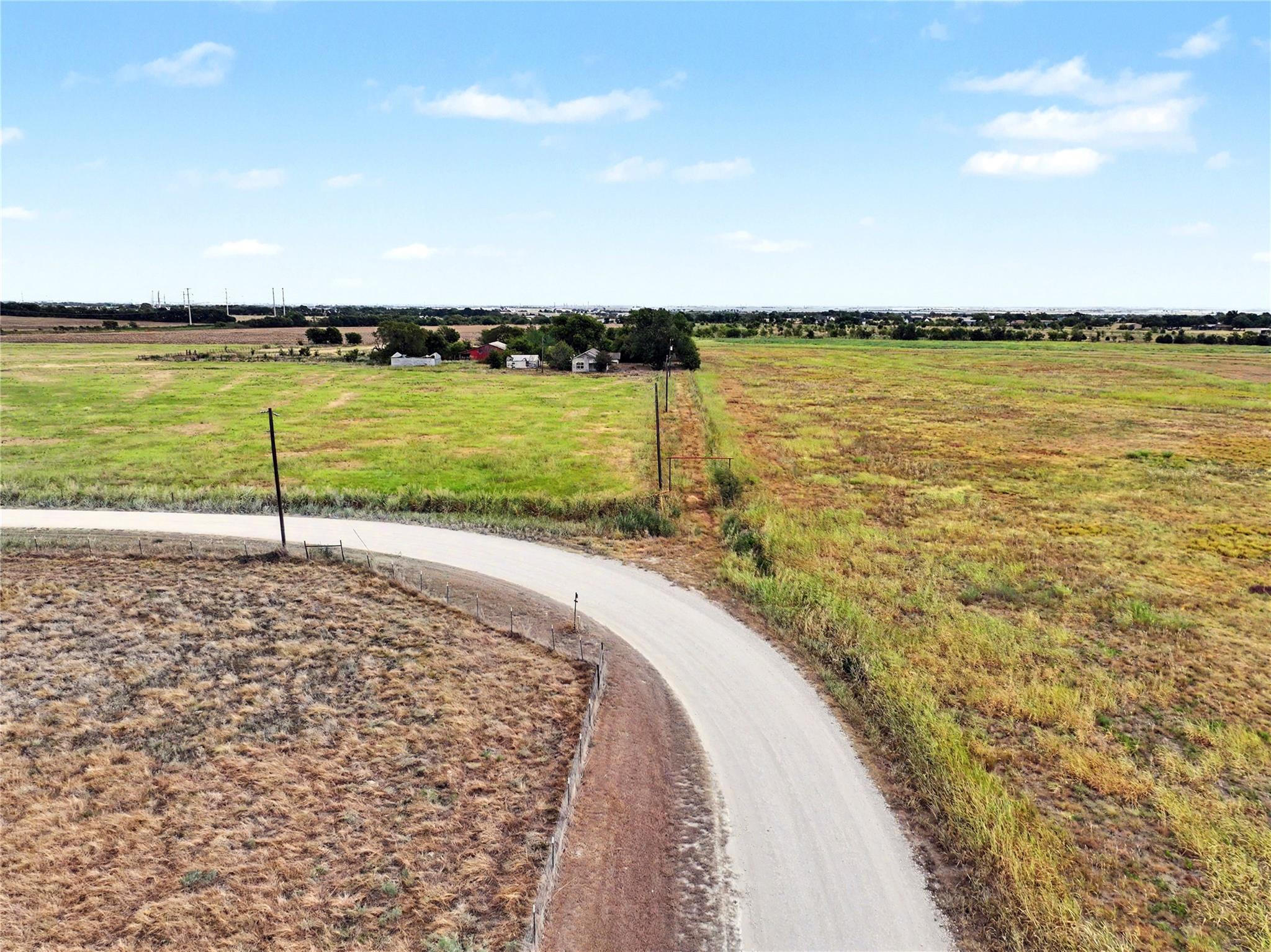 main property photo 23