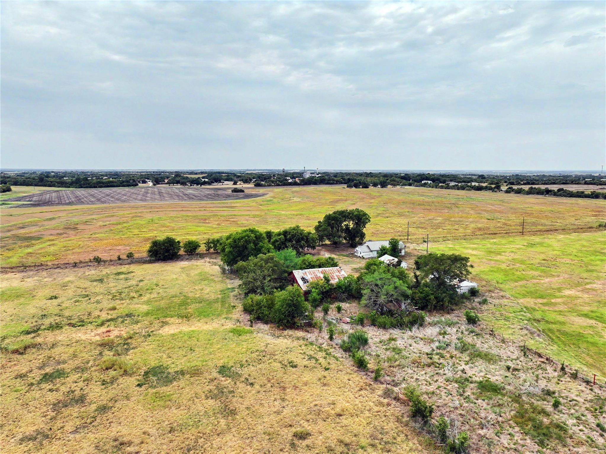 main property photo 25