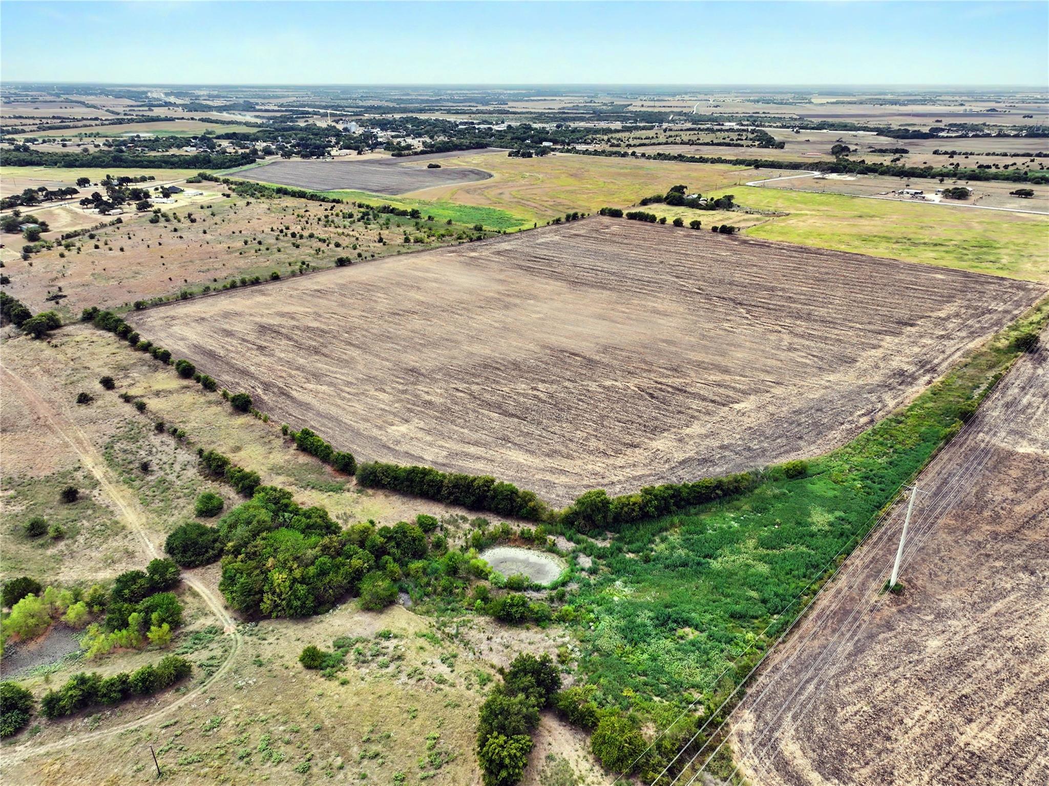 main property photo 7