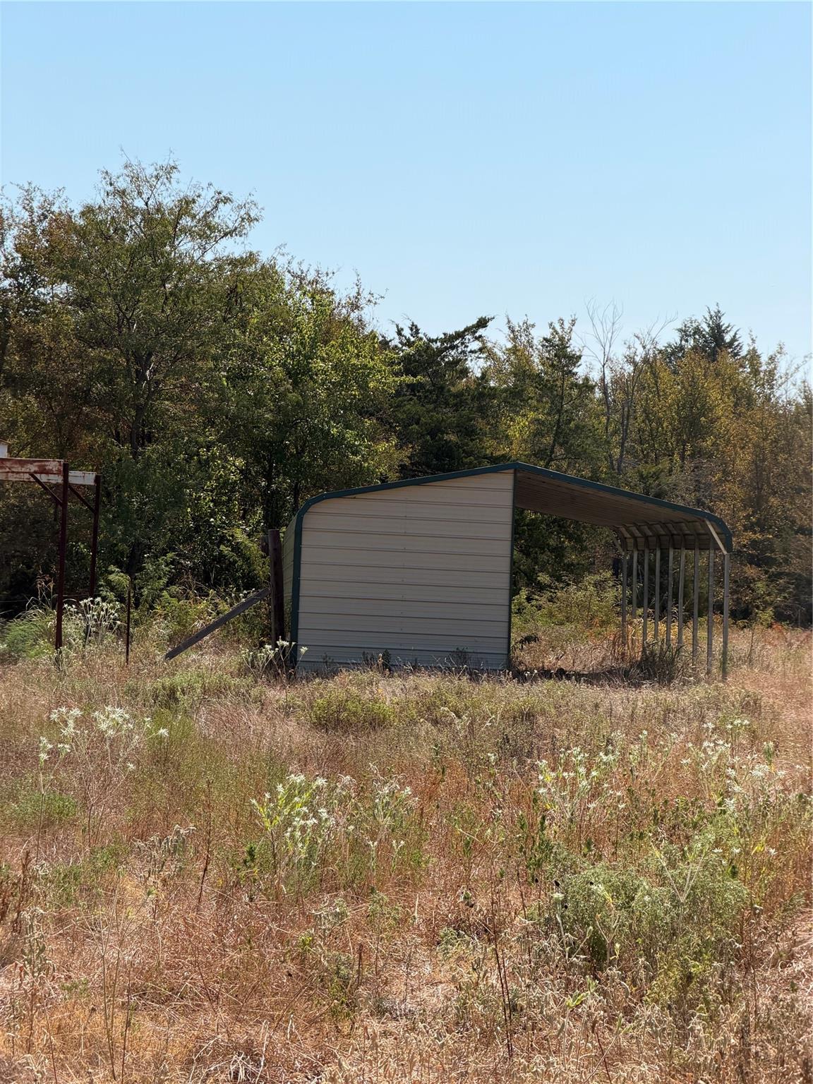 main property photo 15
