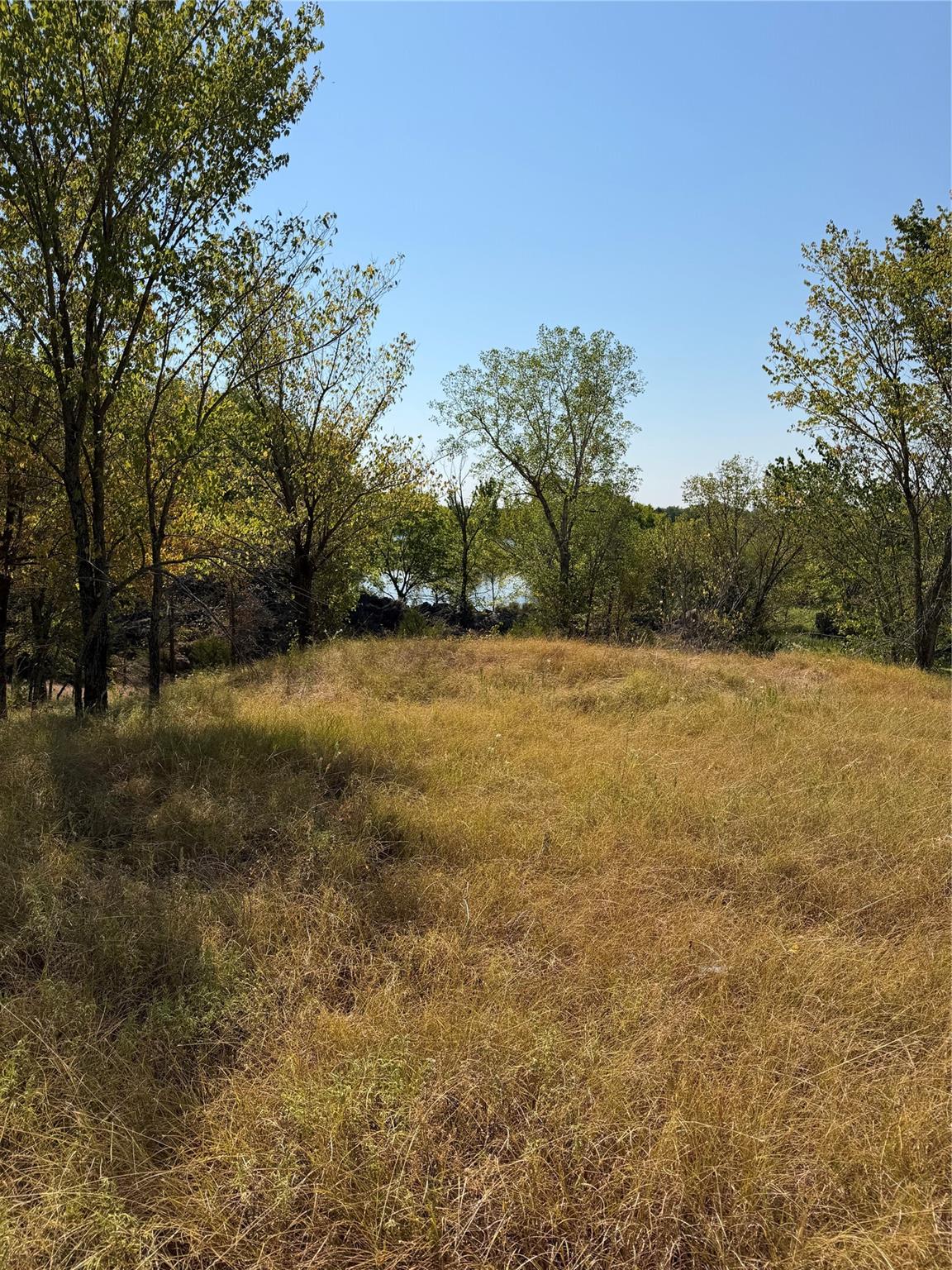 main property photo 20