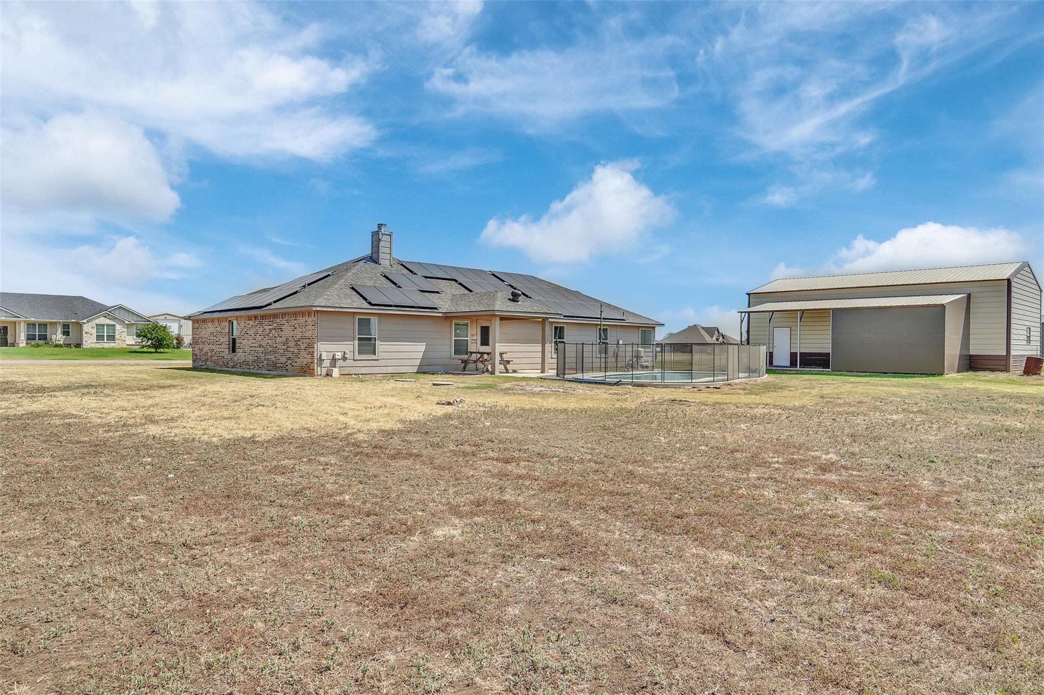 main property photo 29