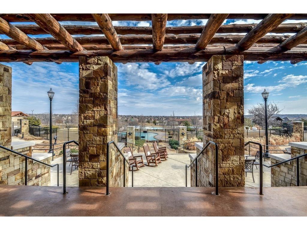 main property photo 23