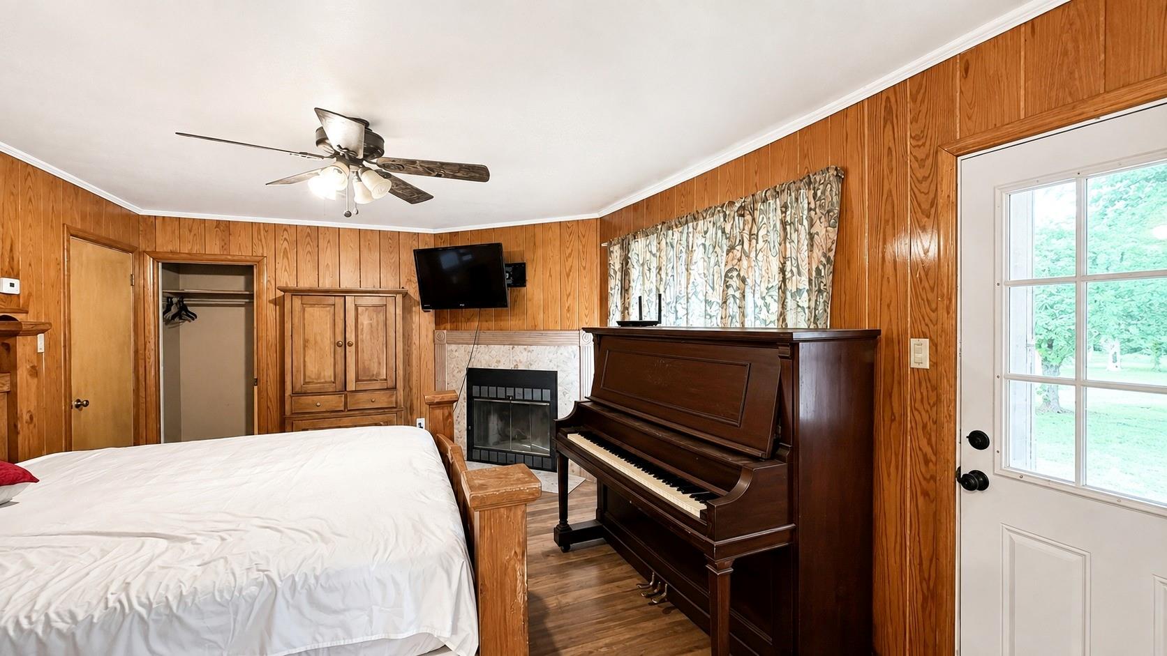 main property photo 26
