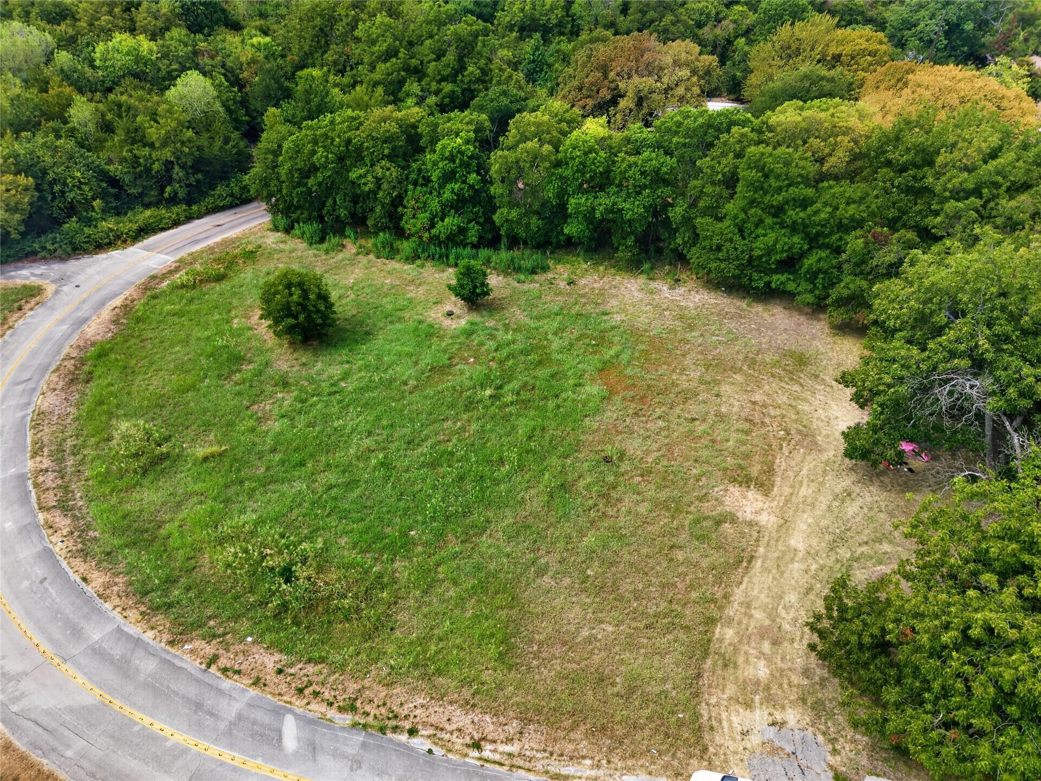 main property photo 3