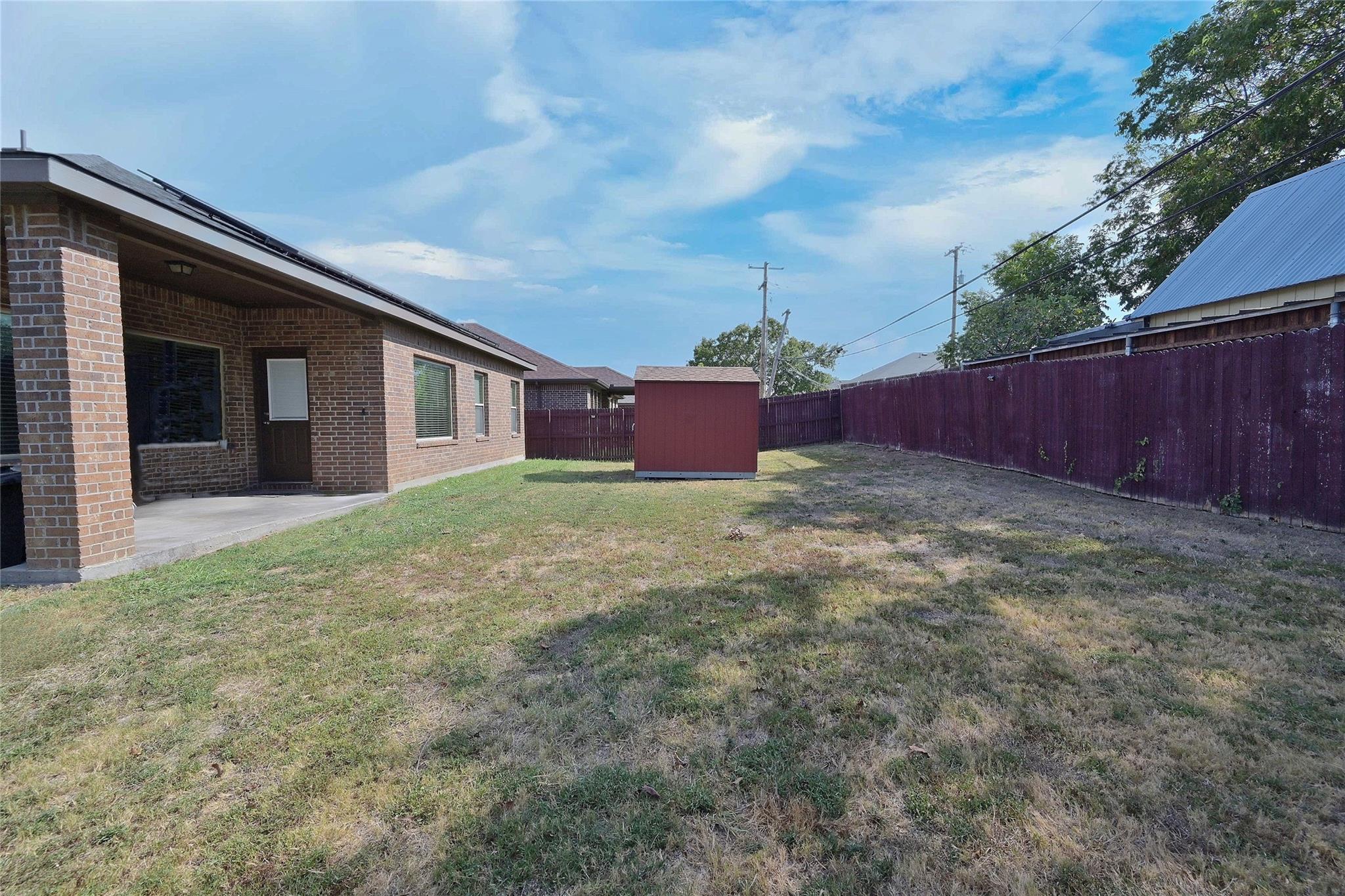 main property photo 36