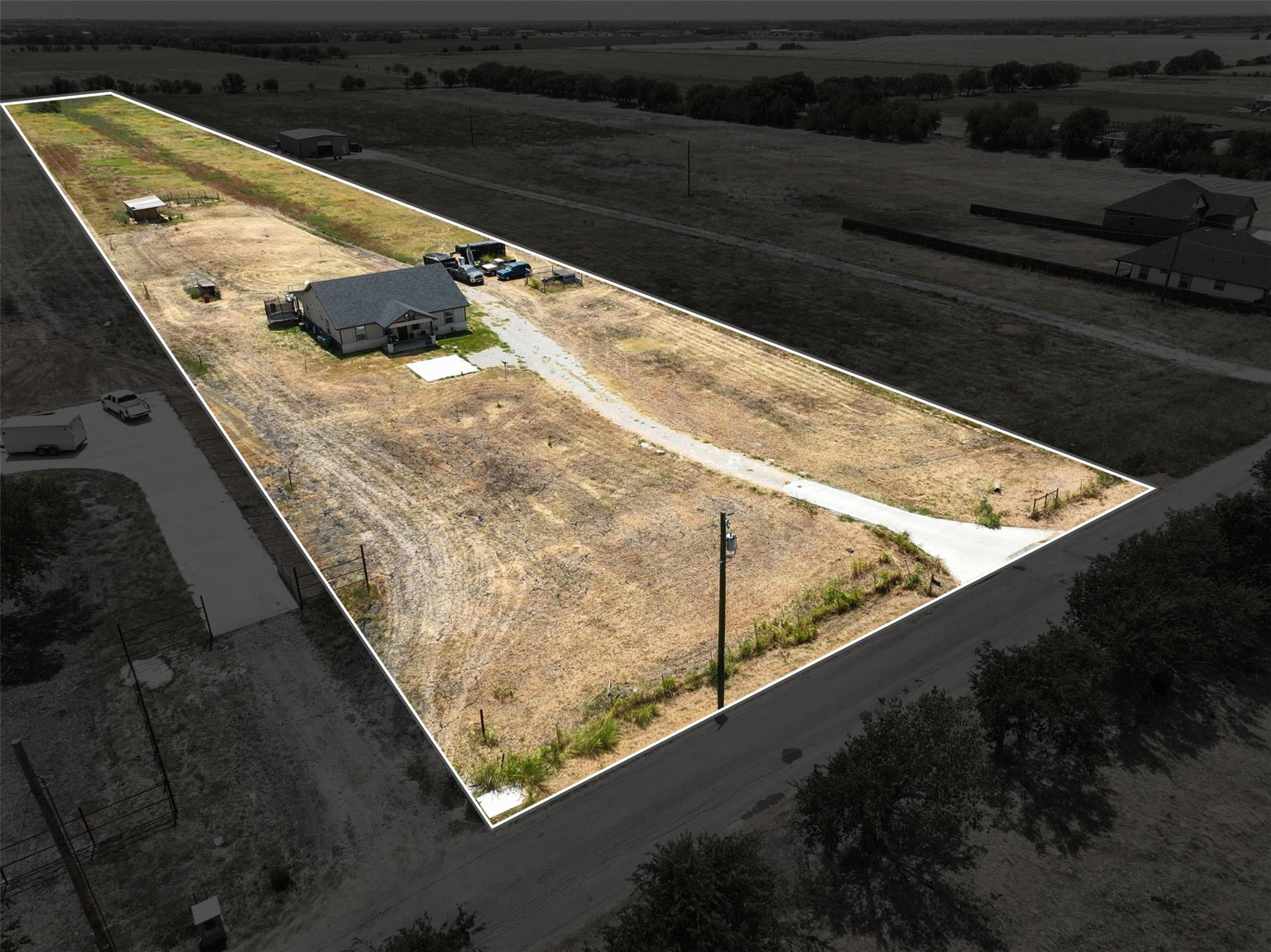 main property photo 27