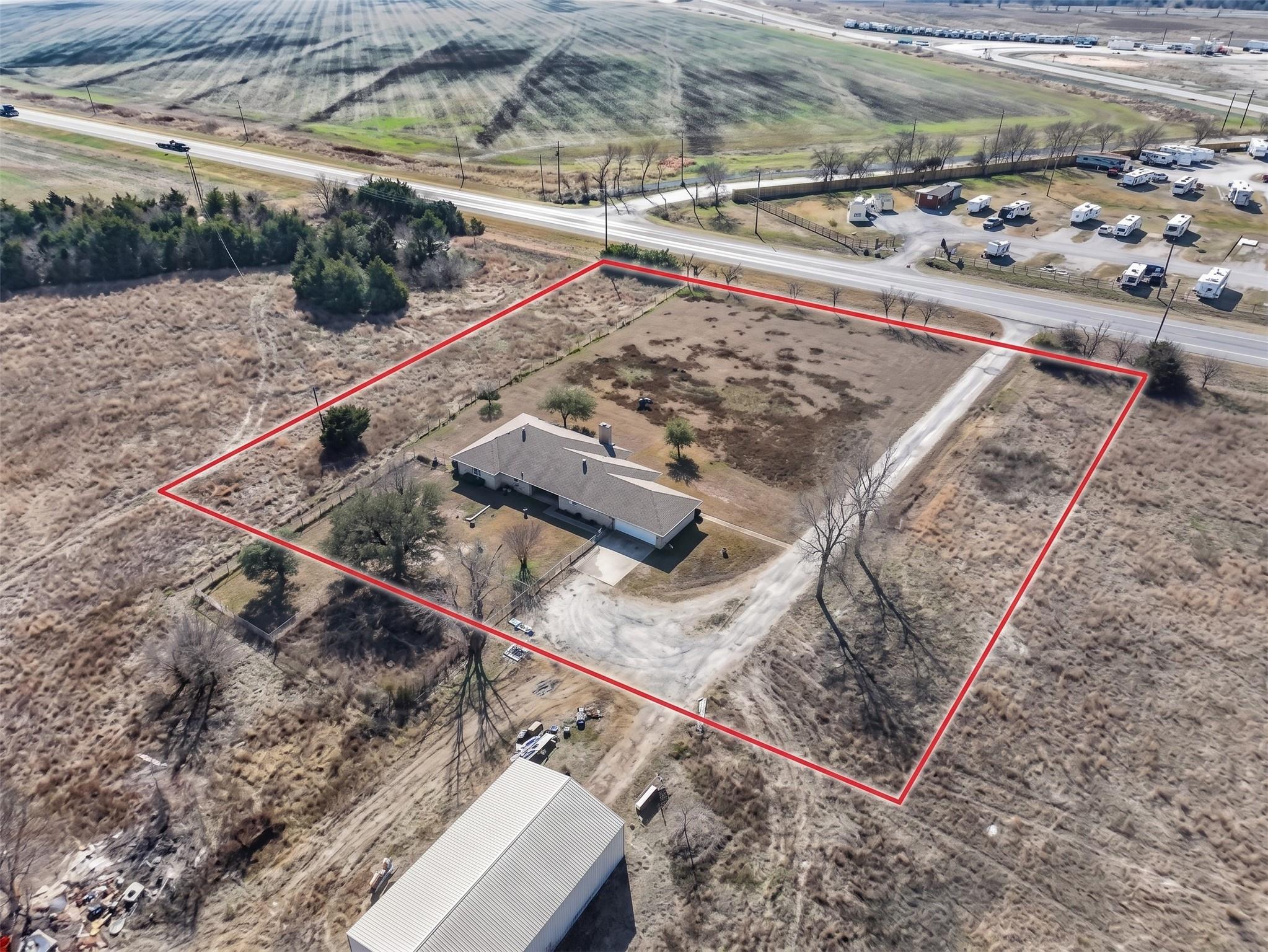 main property photo 31