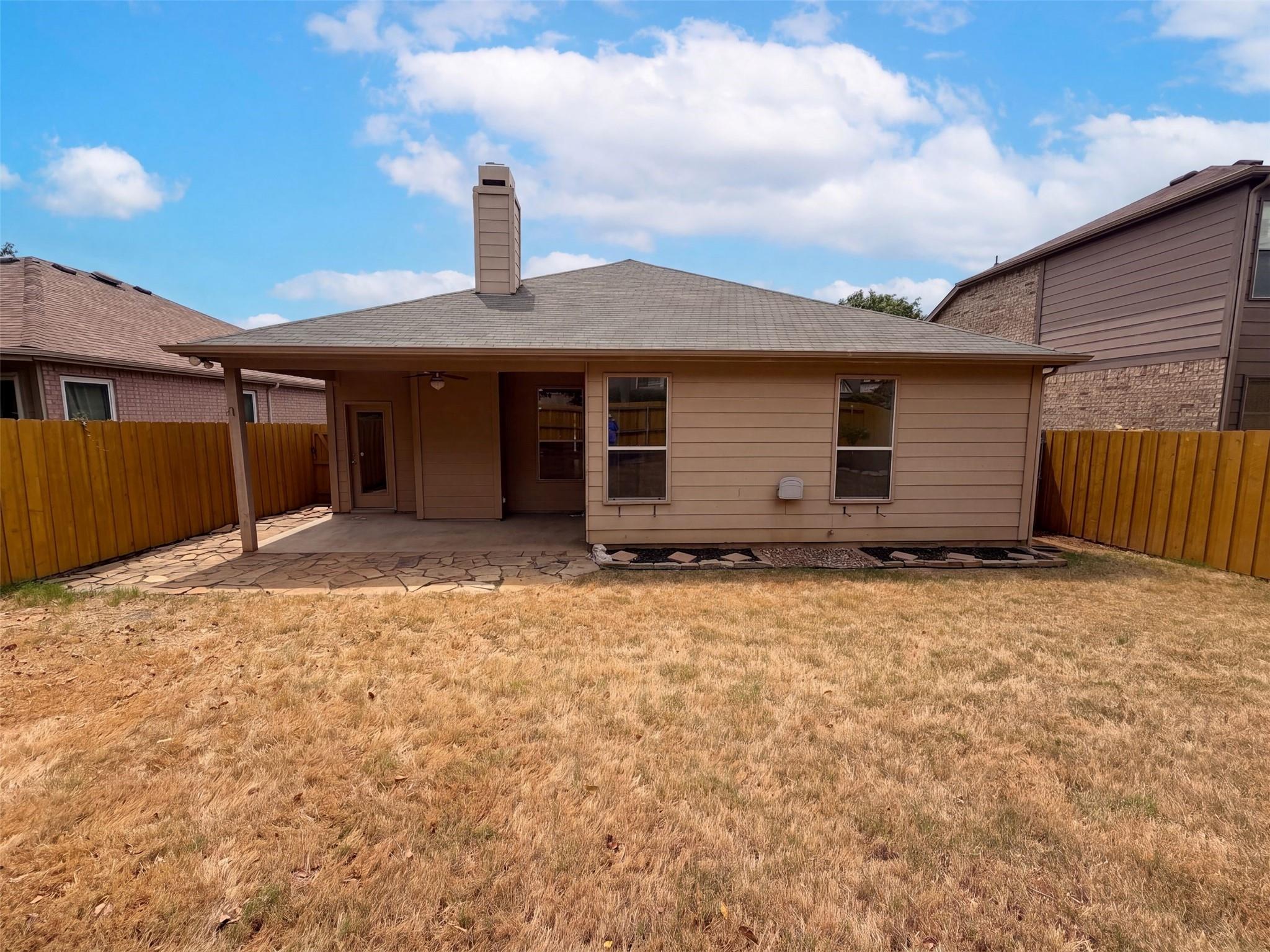 main property photo 4