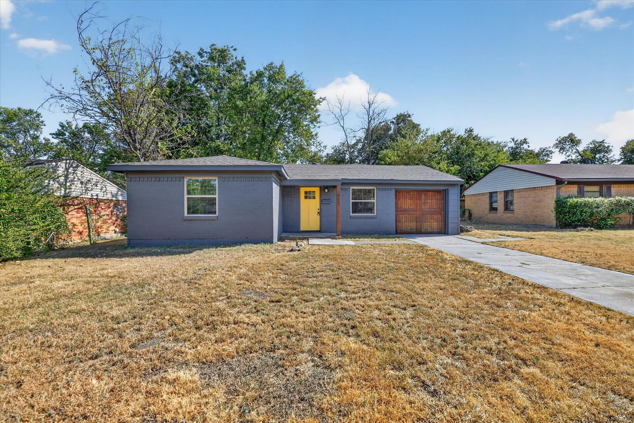 main property photo 5