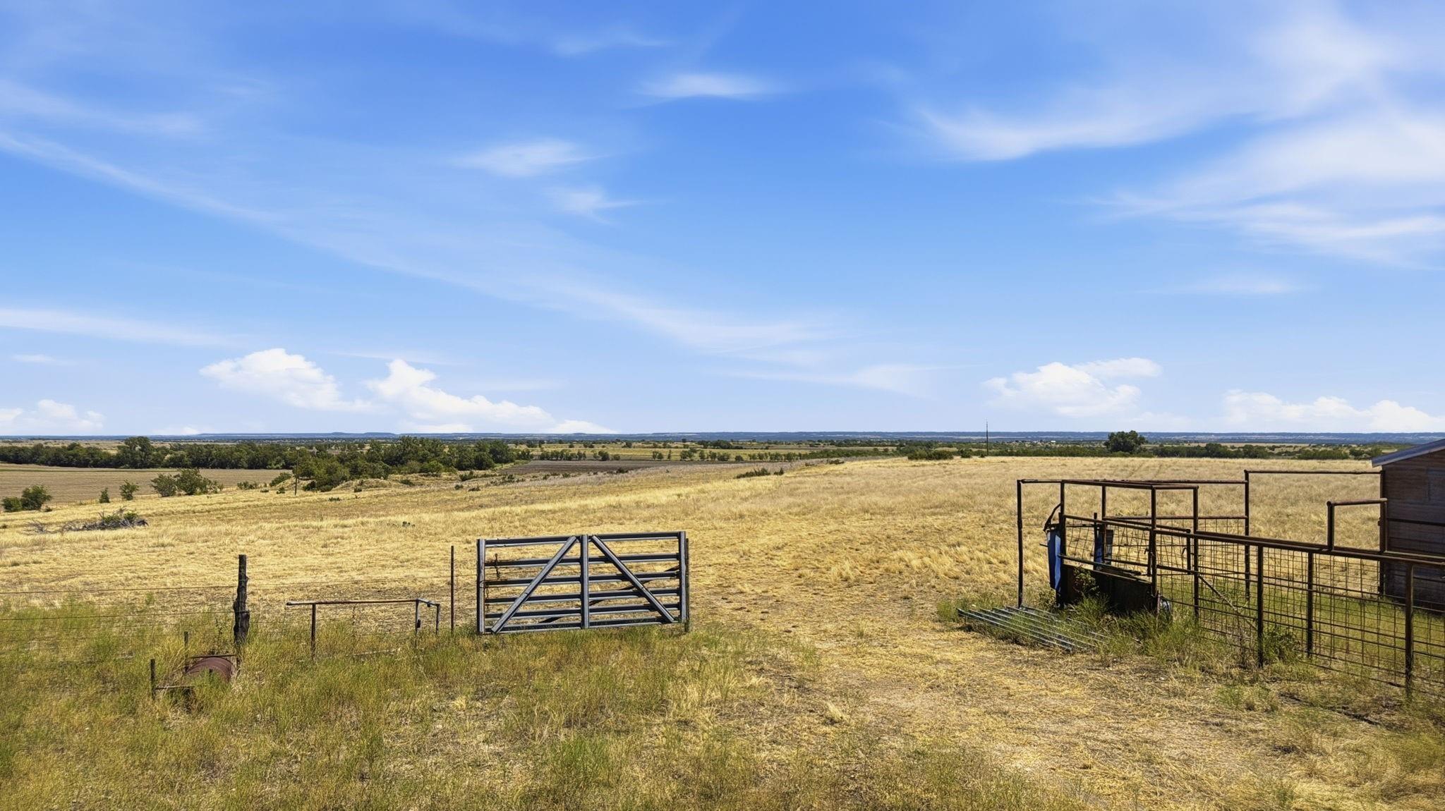 main property photo 19