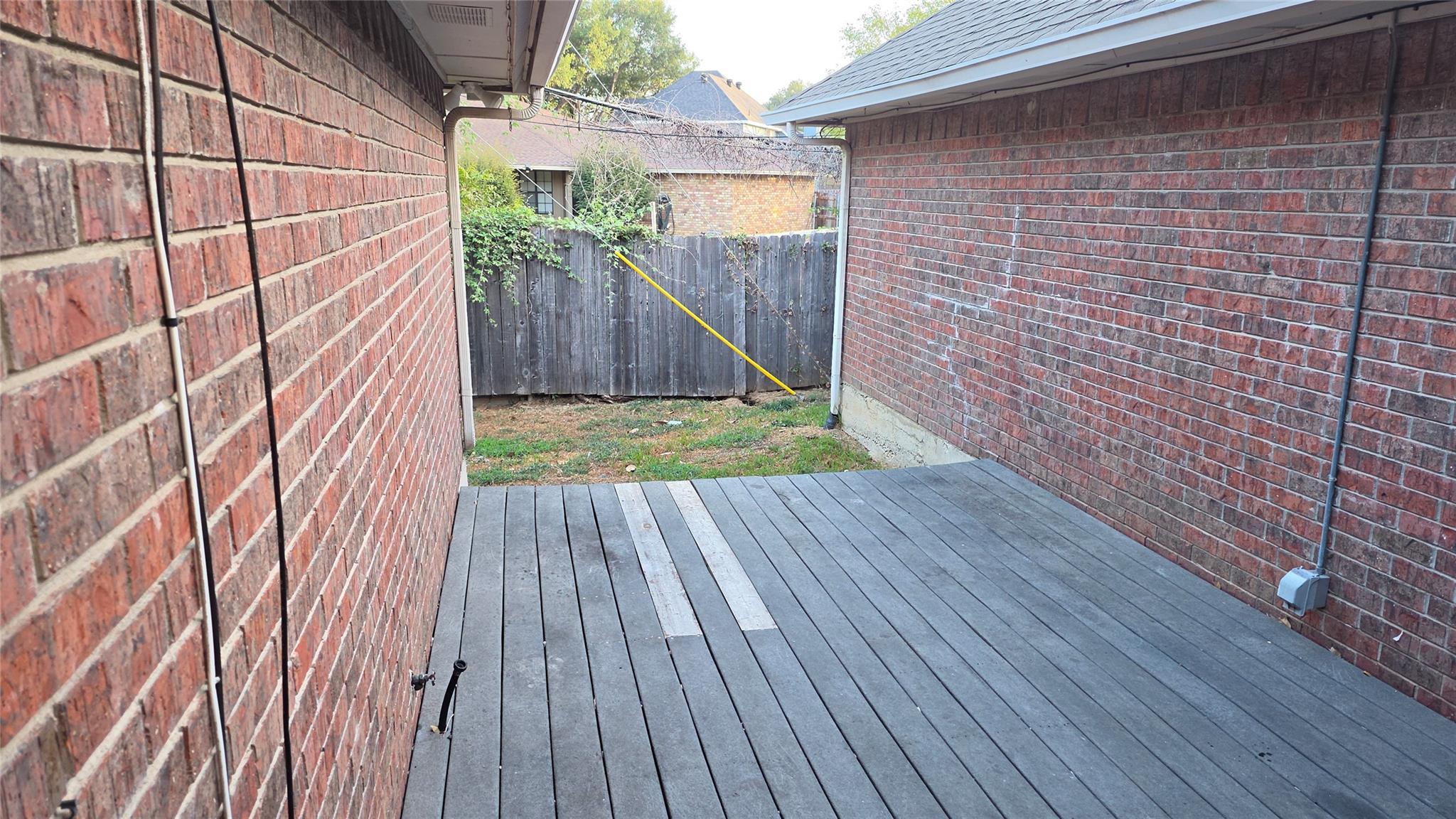 main property photo 16