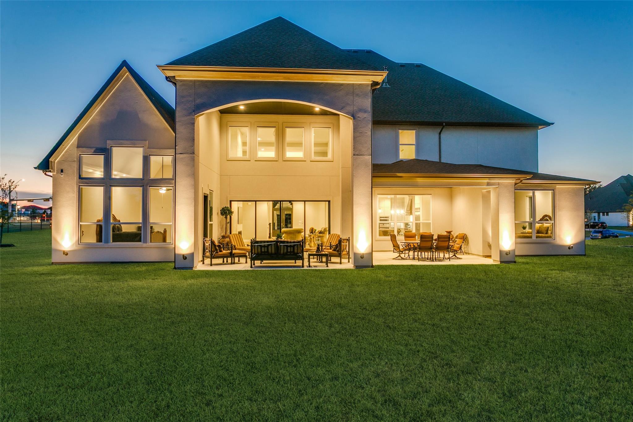 main property photo 30
