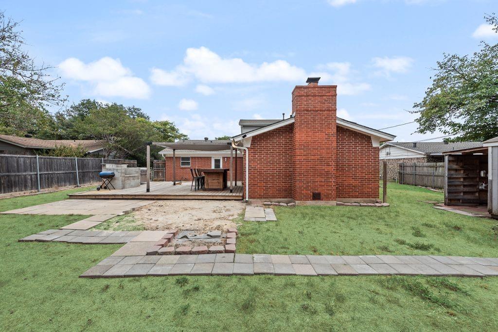main property photo 28