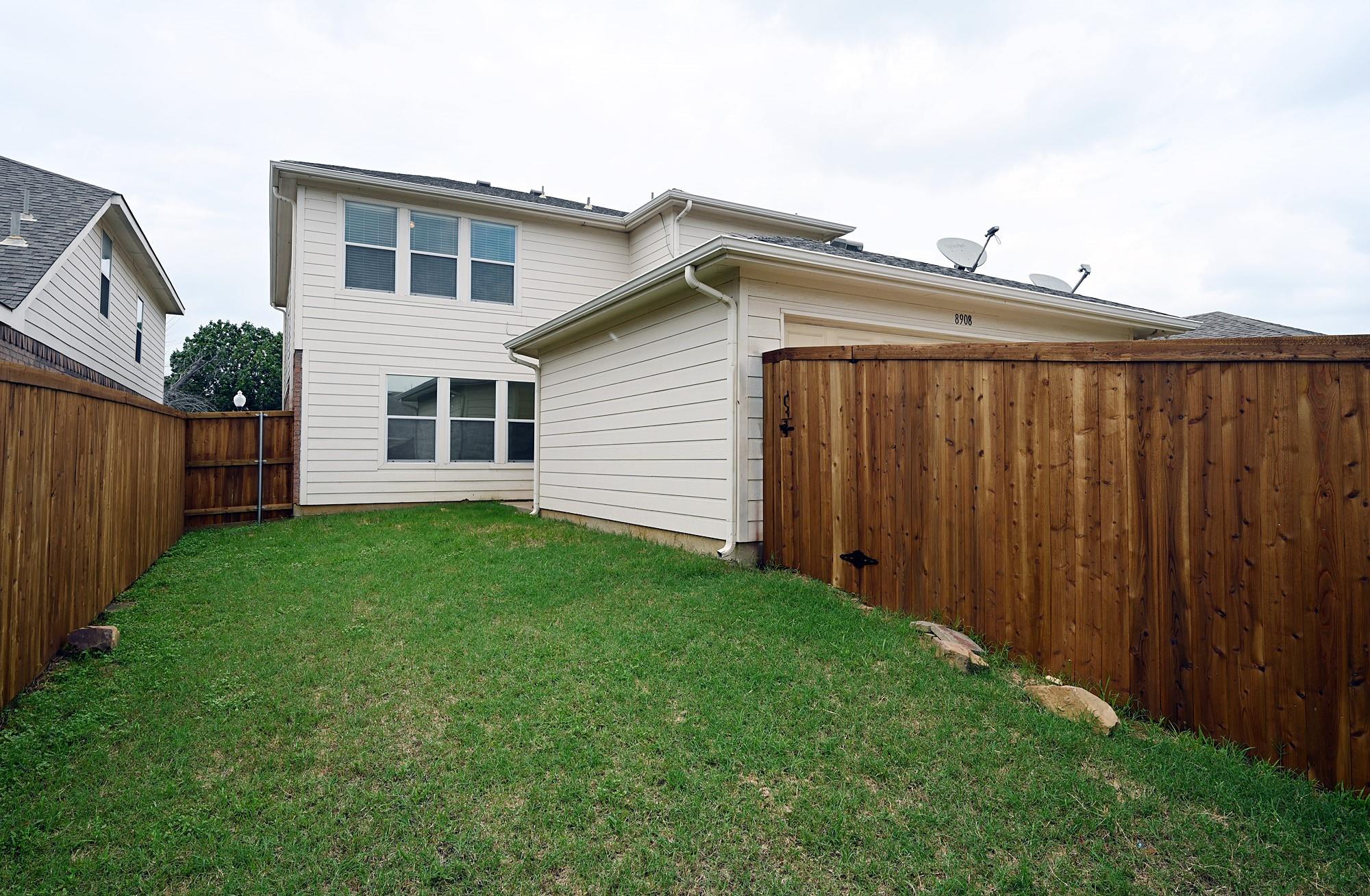 main property photo 21