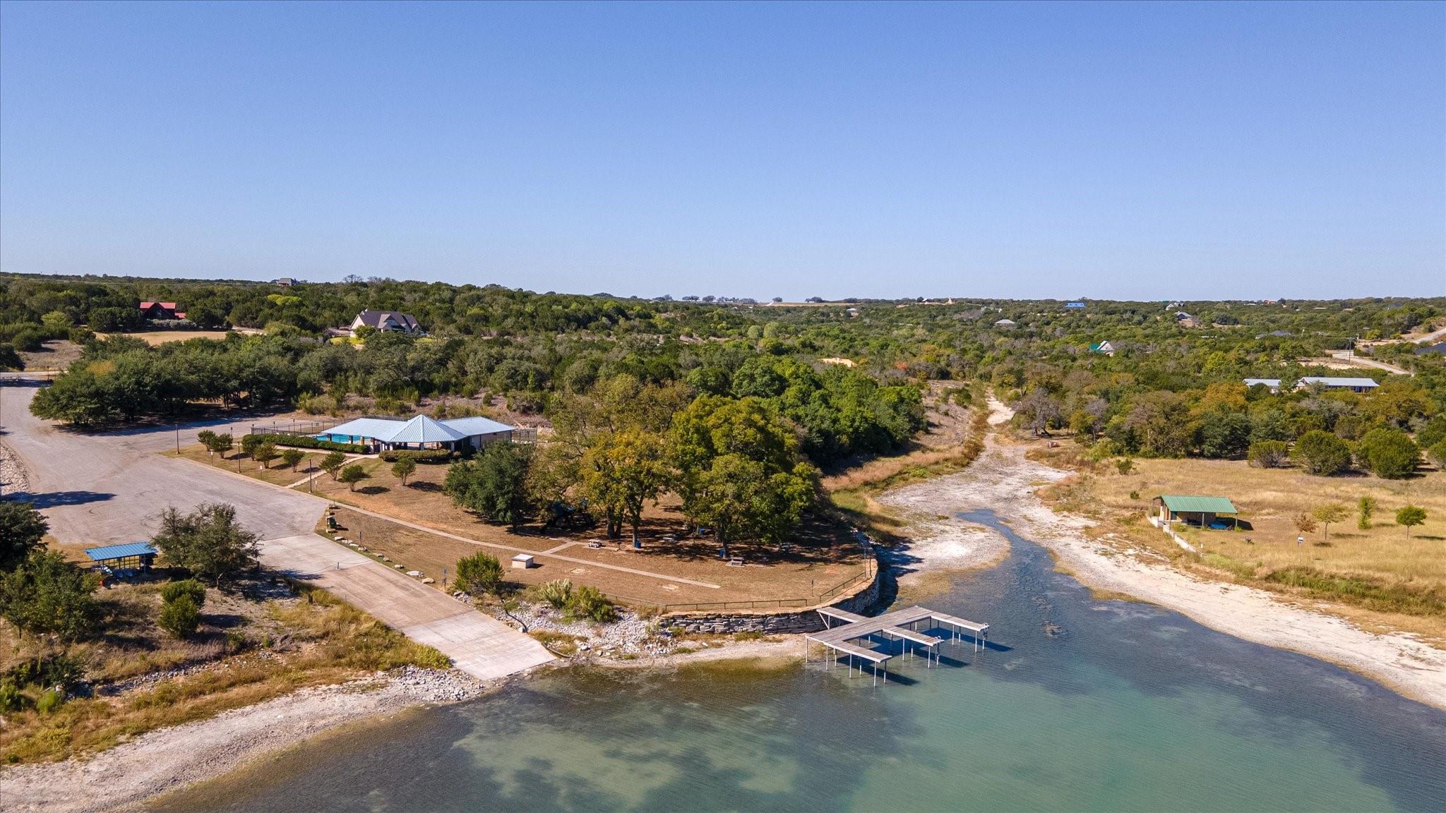 main property photo 14