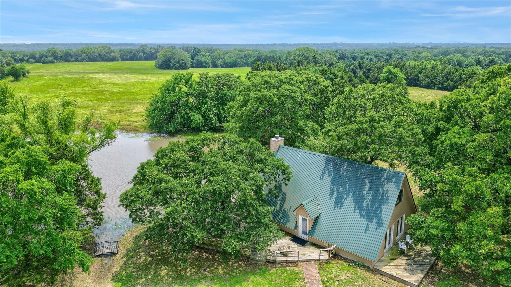 main property photo 3