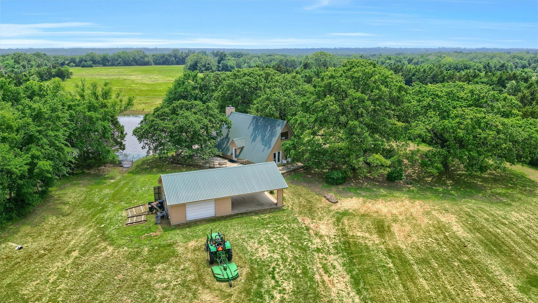 main property photo 4