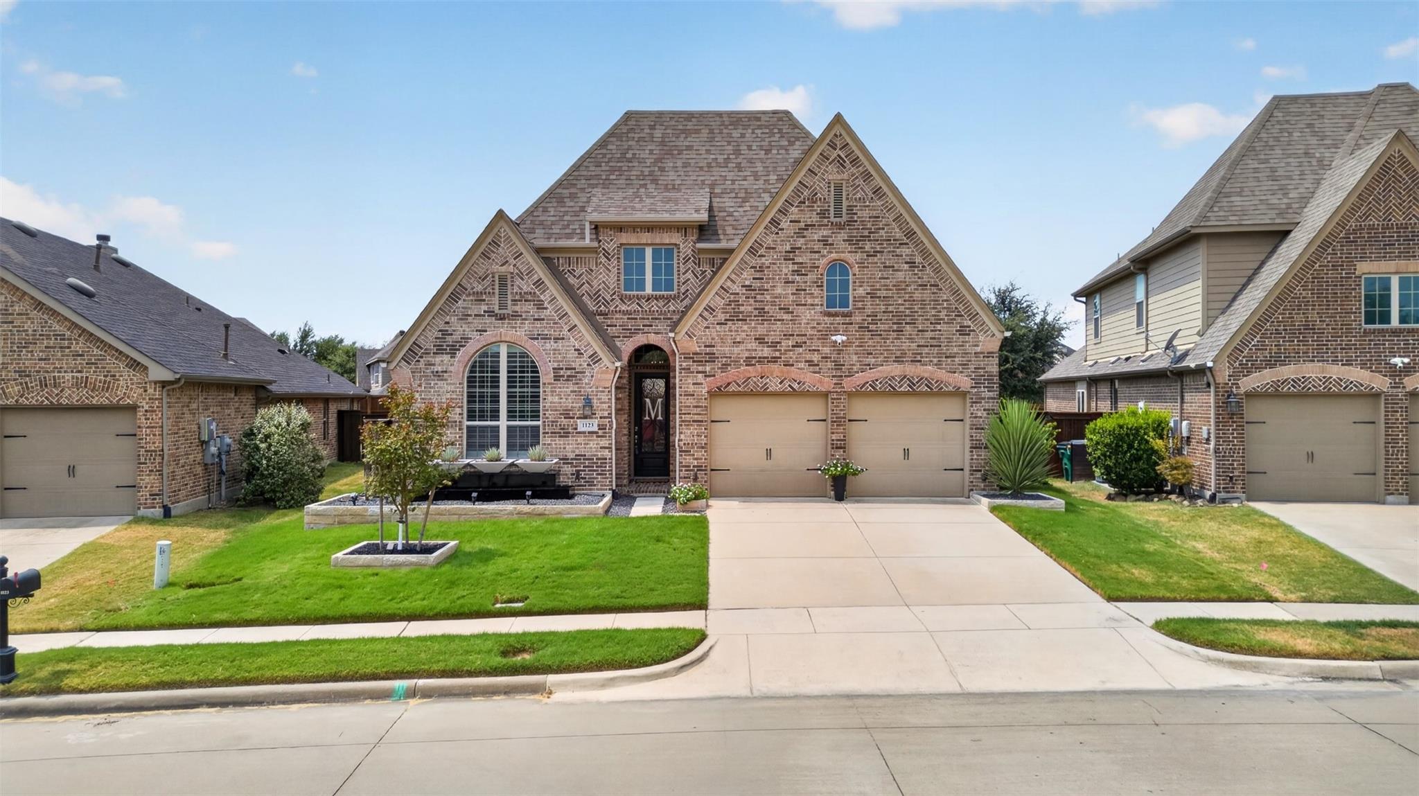 main property photo 31