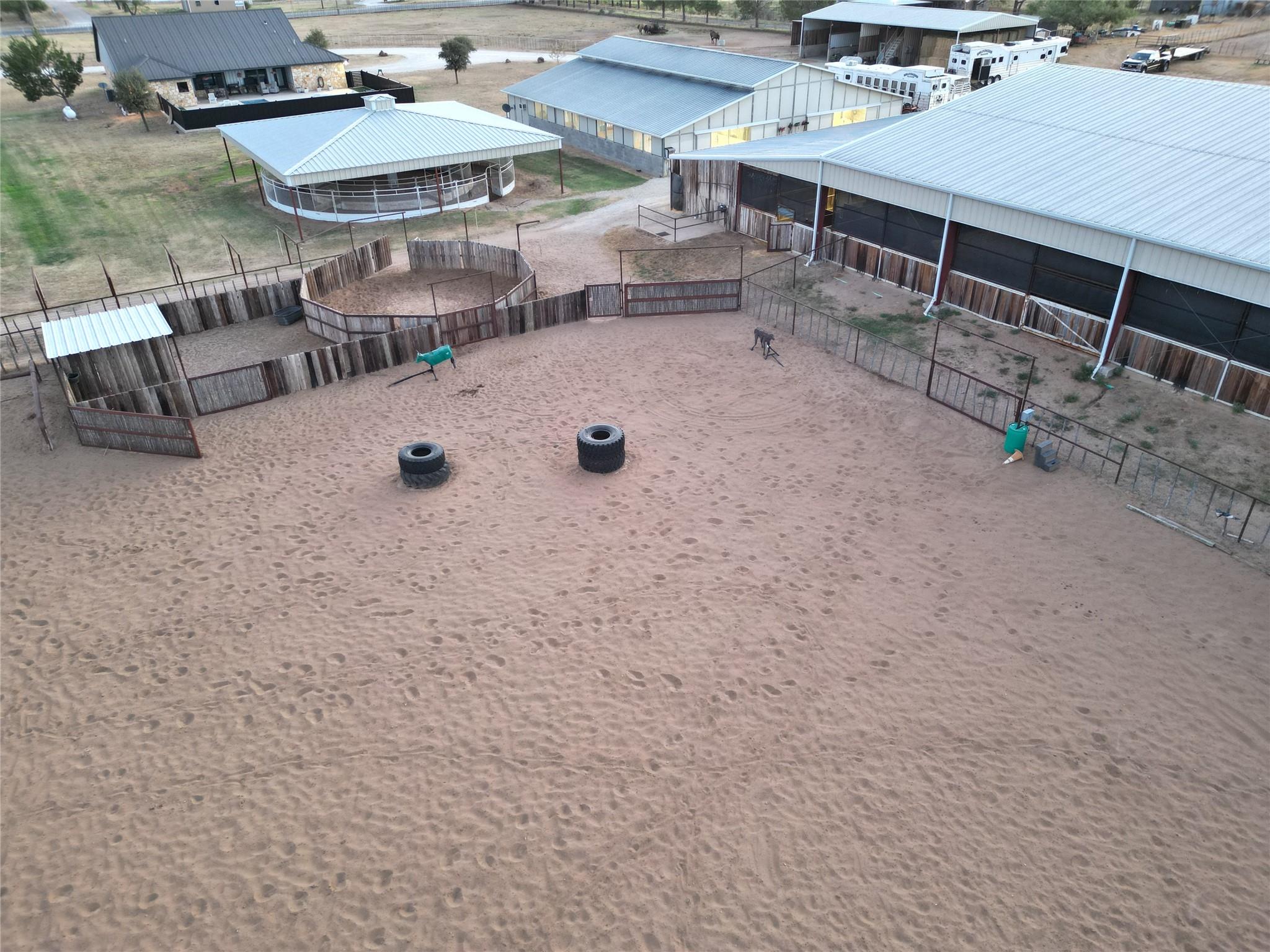 main property photo 14