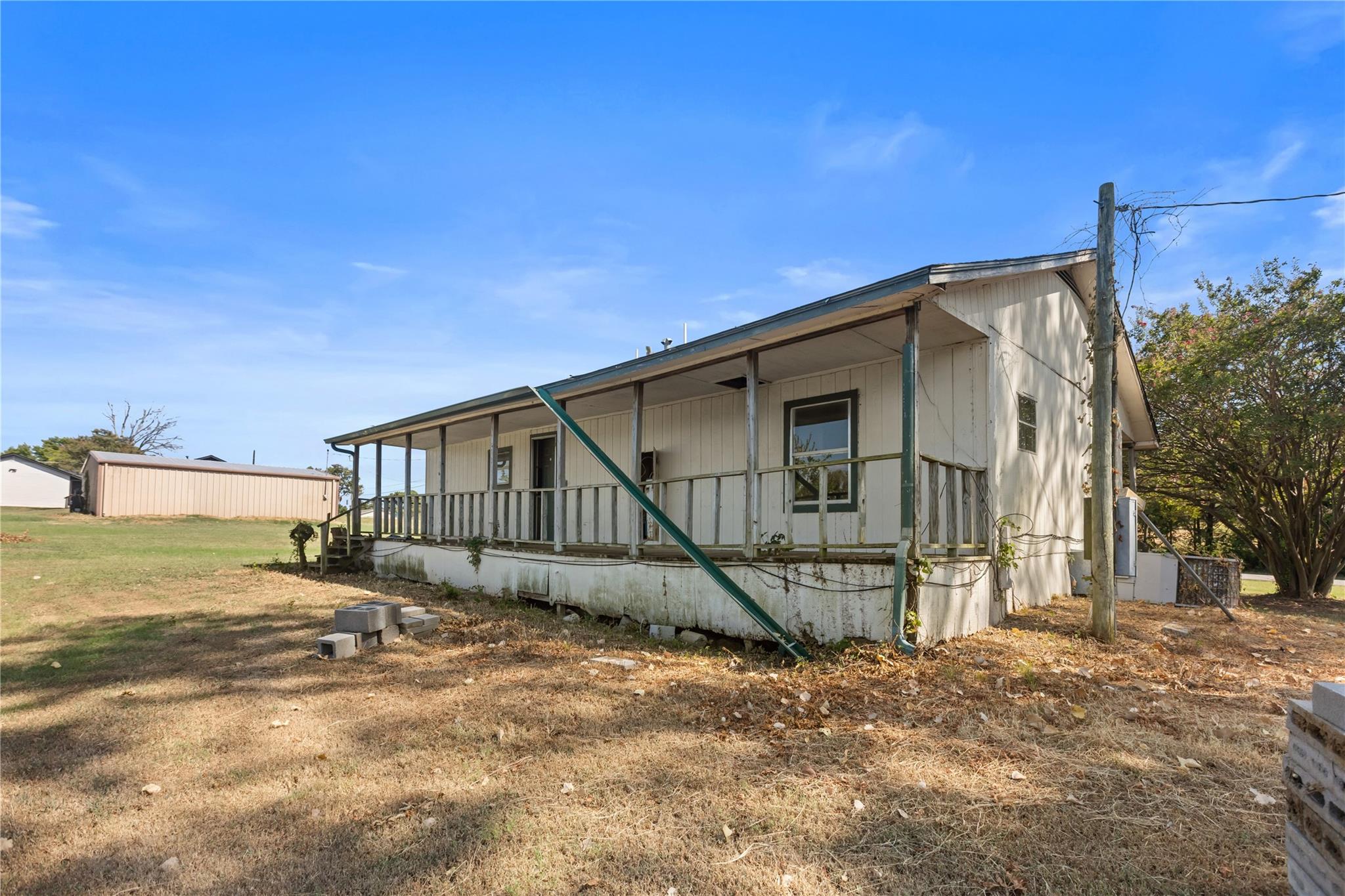 main property photo 2