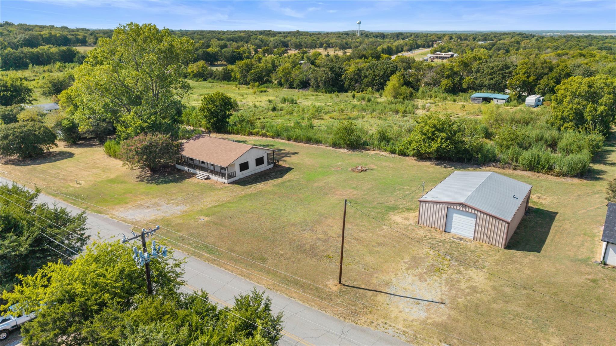 main property photo 25