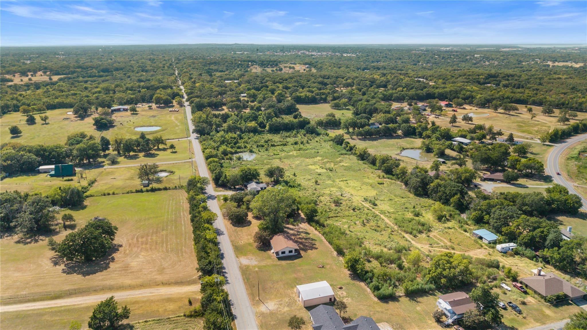 main property photo 27