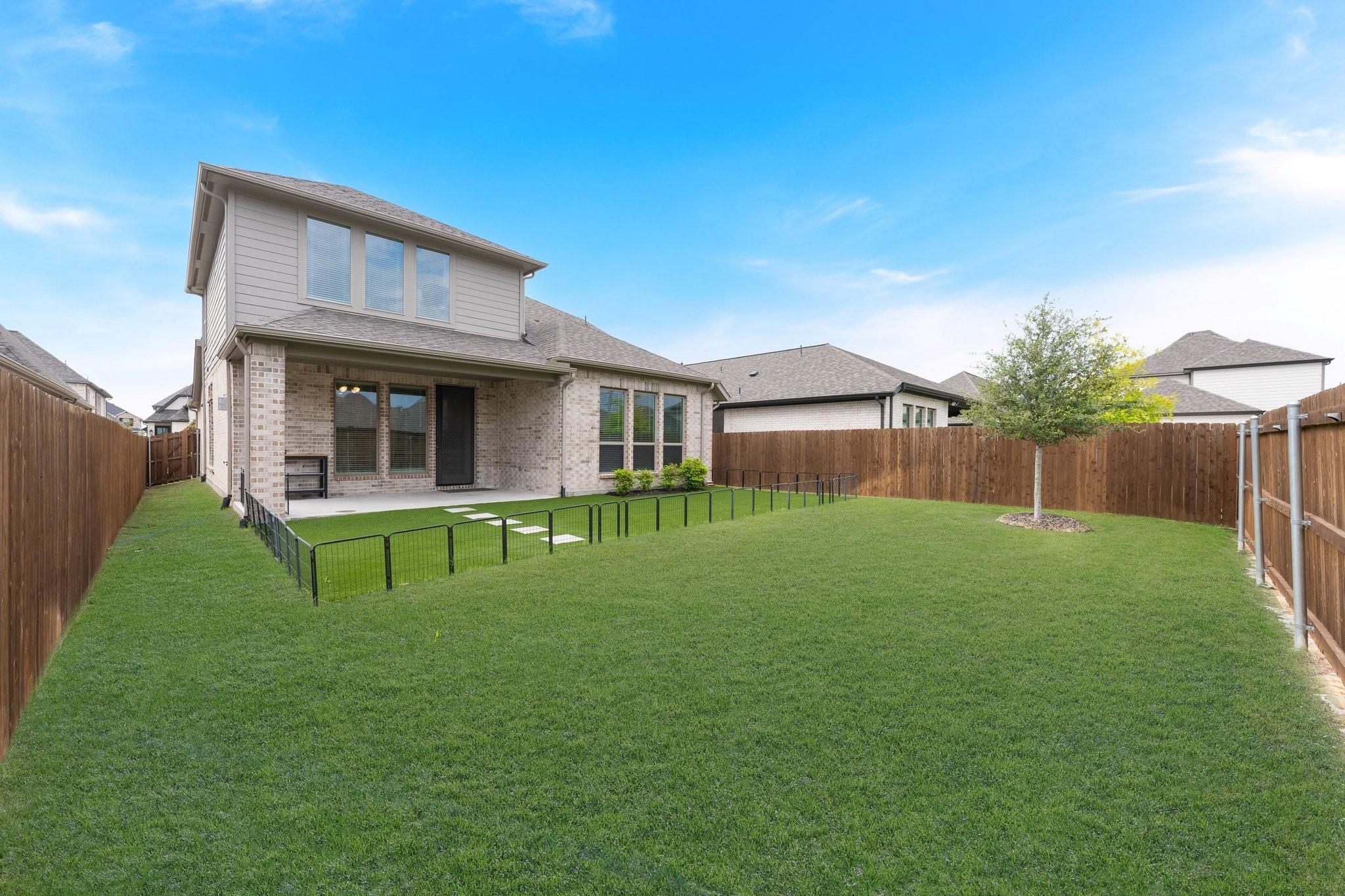 main property photo 32