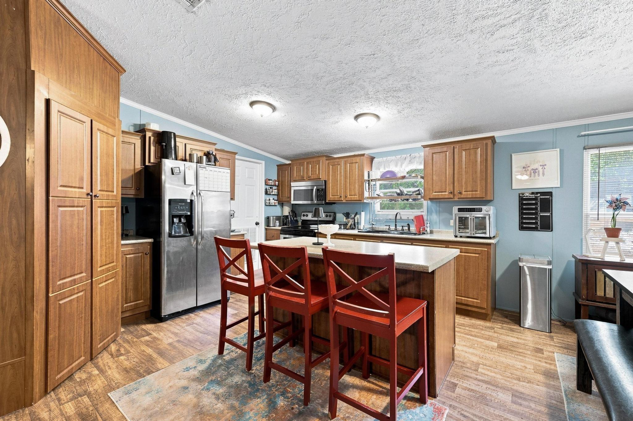 main property photo 22