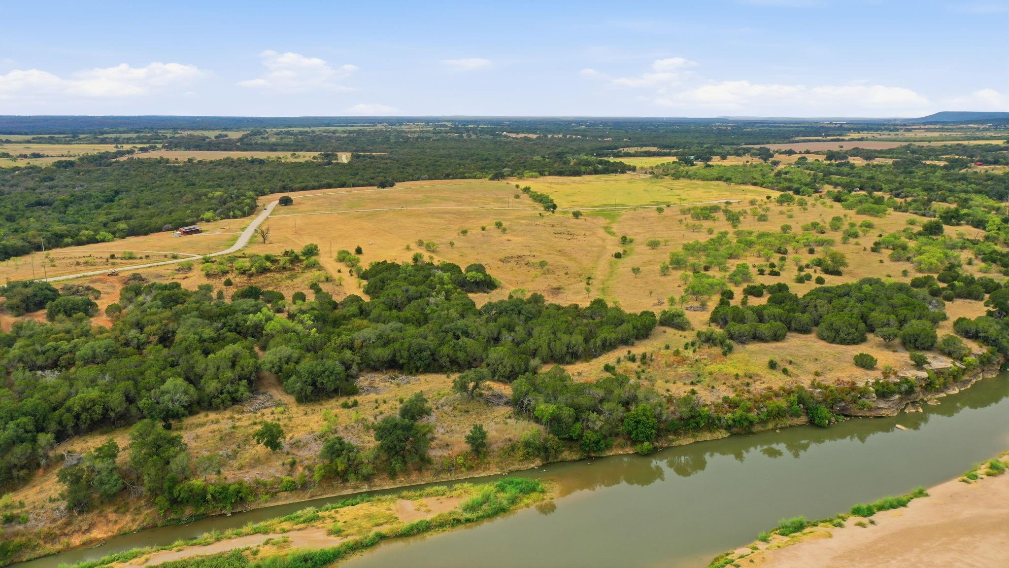 main property photo 8