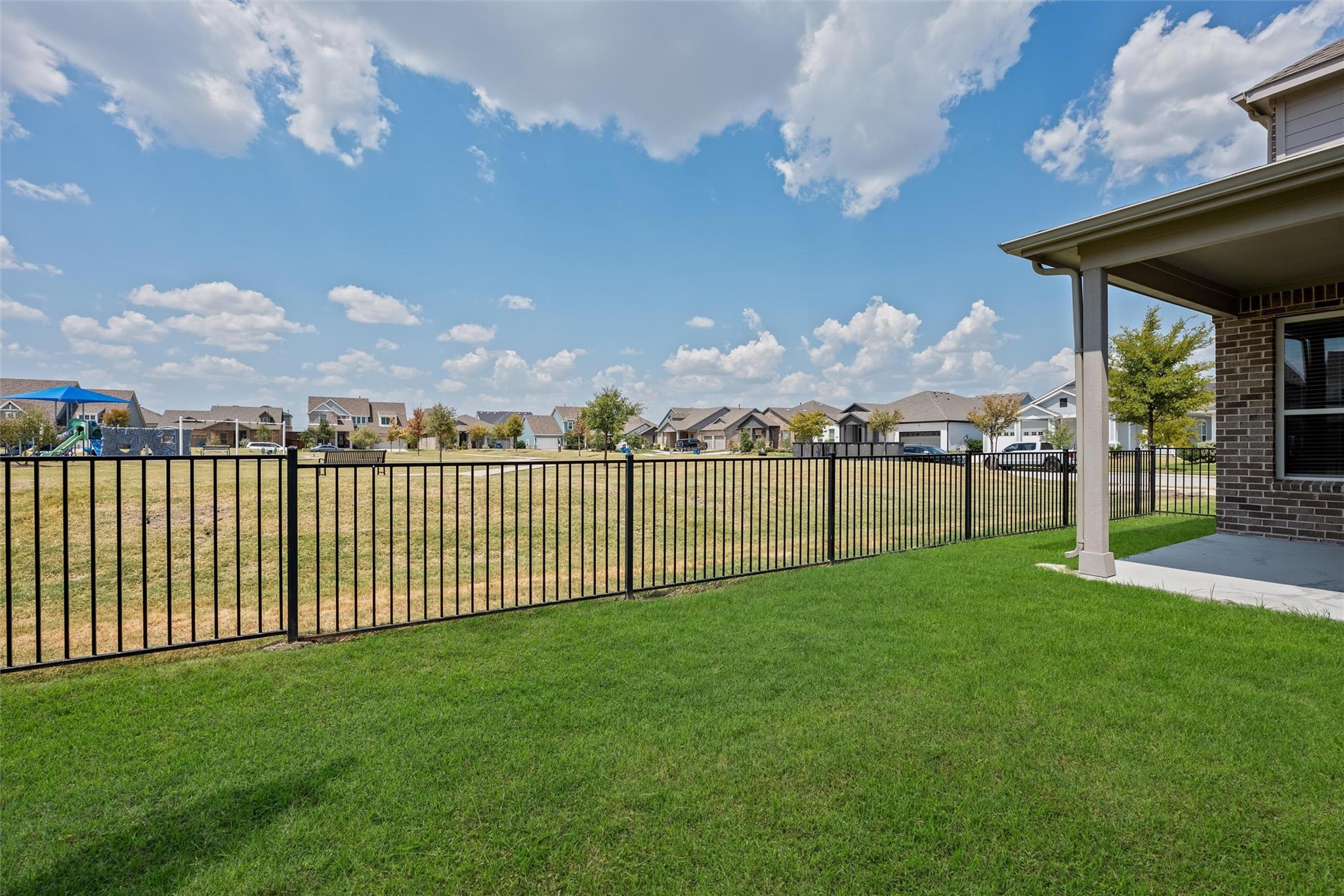 main property photo 34