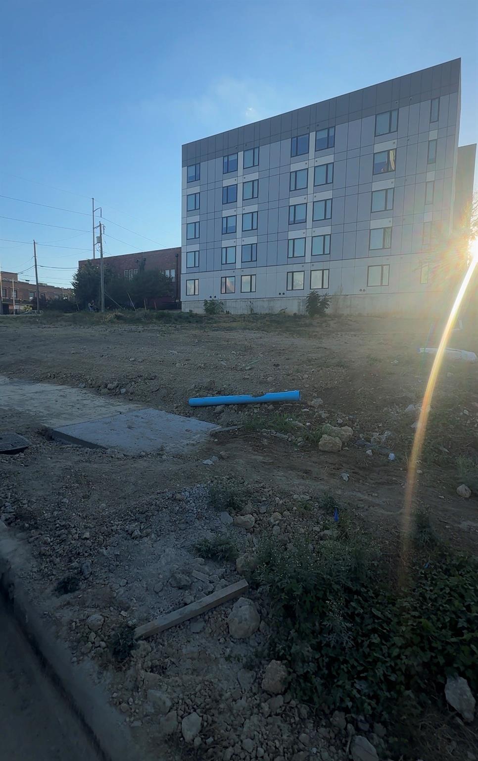 main property photo 4