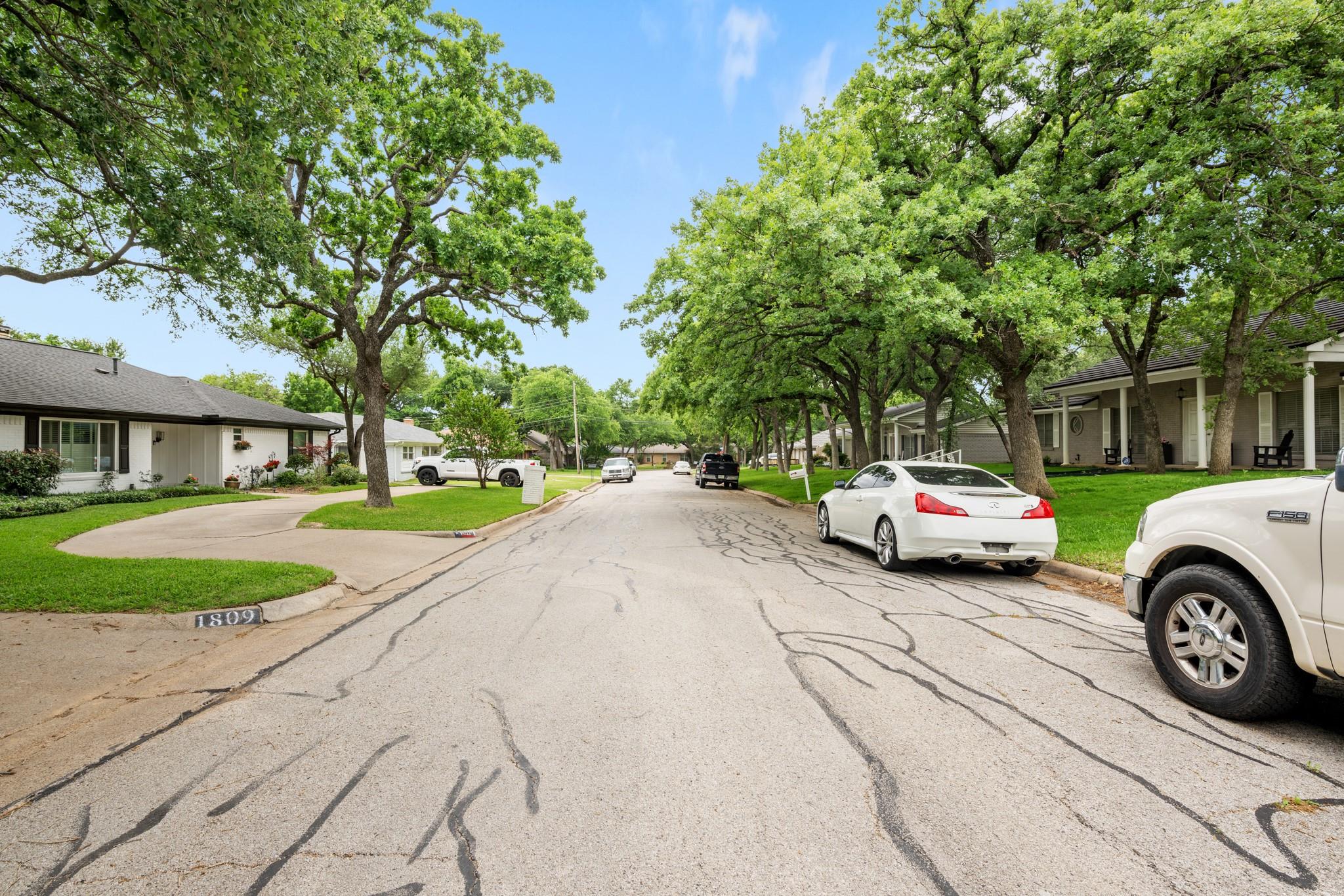 main property photo 34