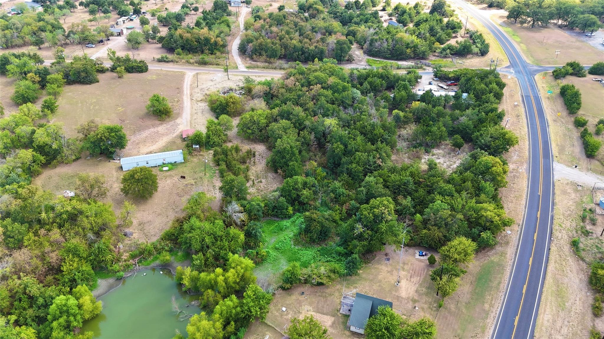 main property photo 5