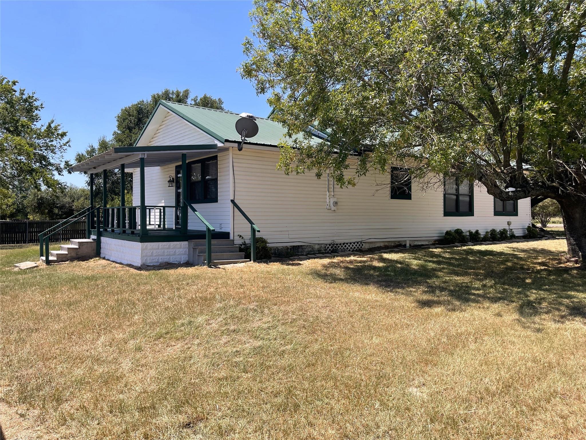 main property photo 30
