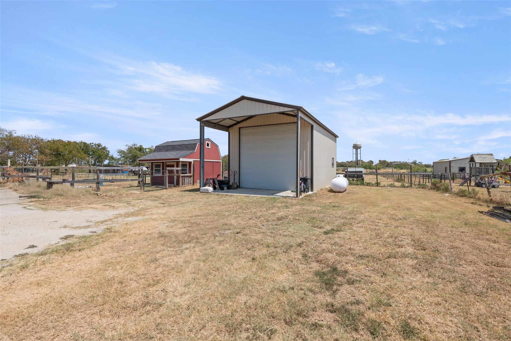 main property photo 21