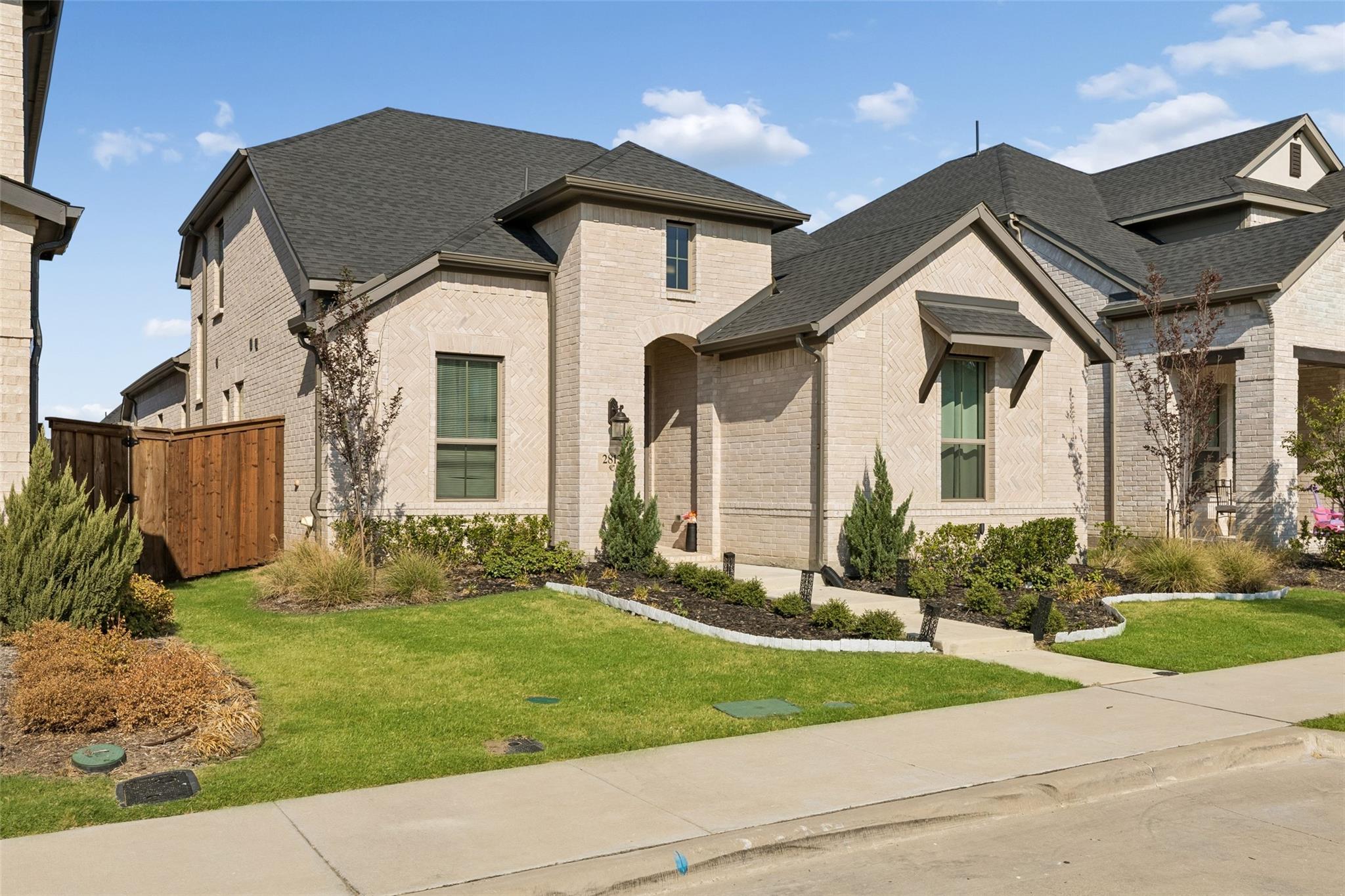 main property photo 25
