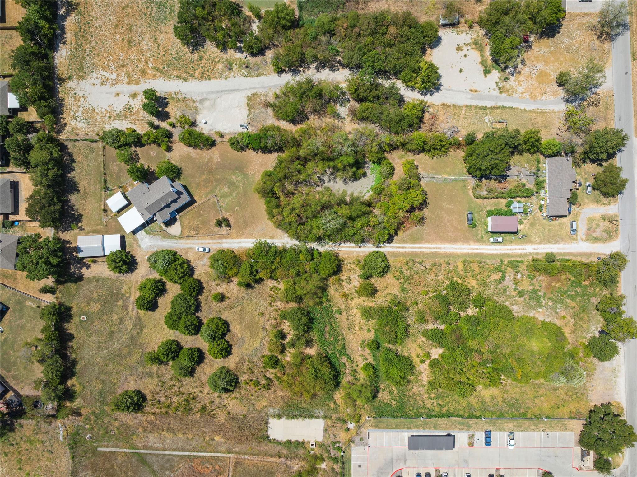 main property photo 37